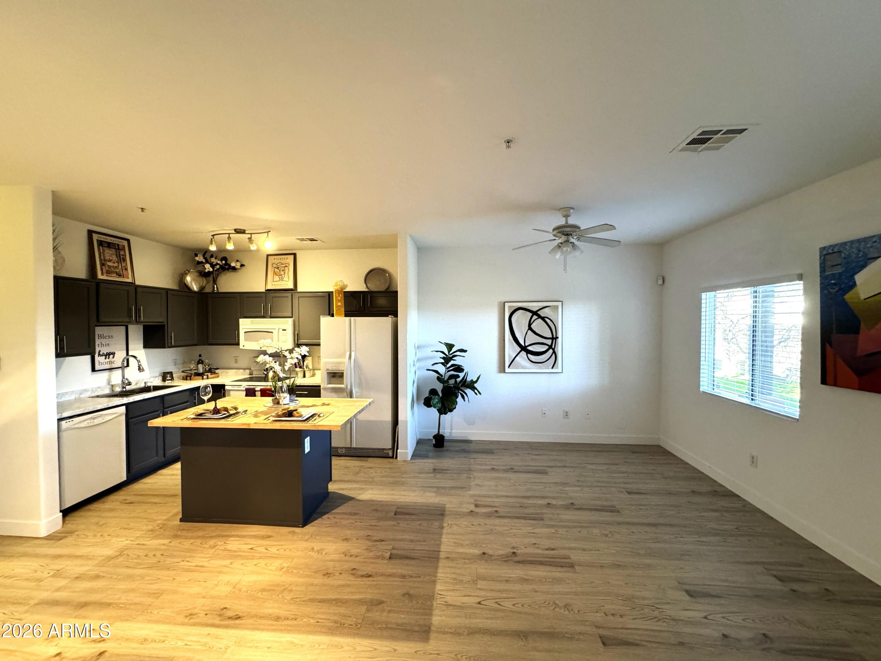 1718 W COLTER Street 110