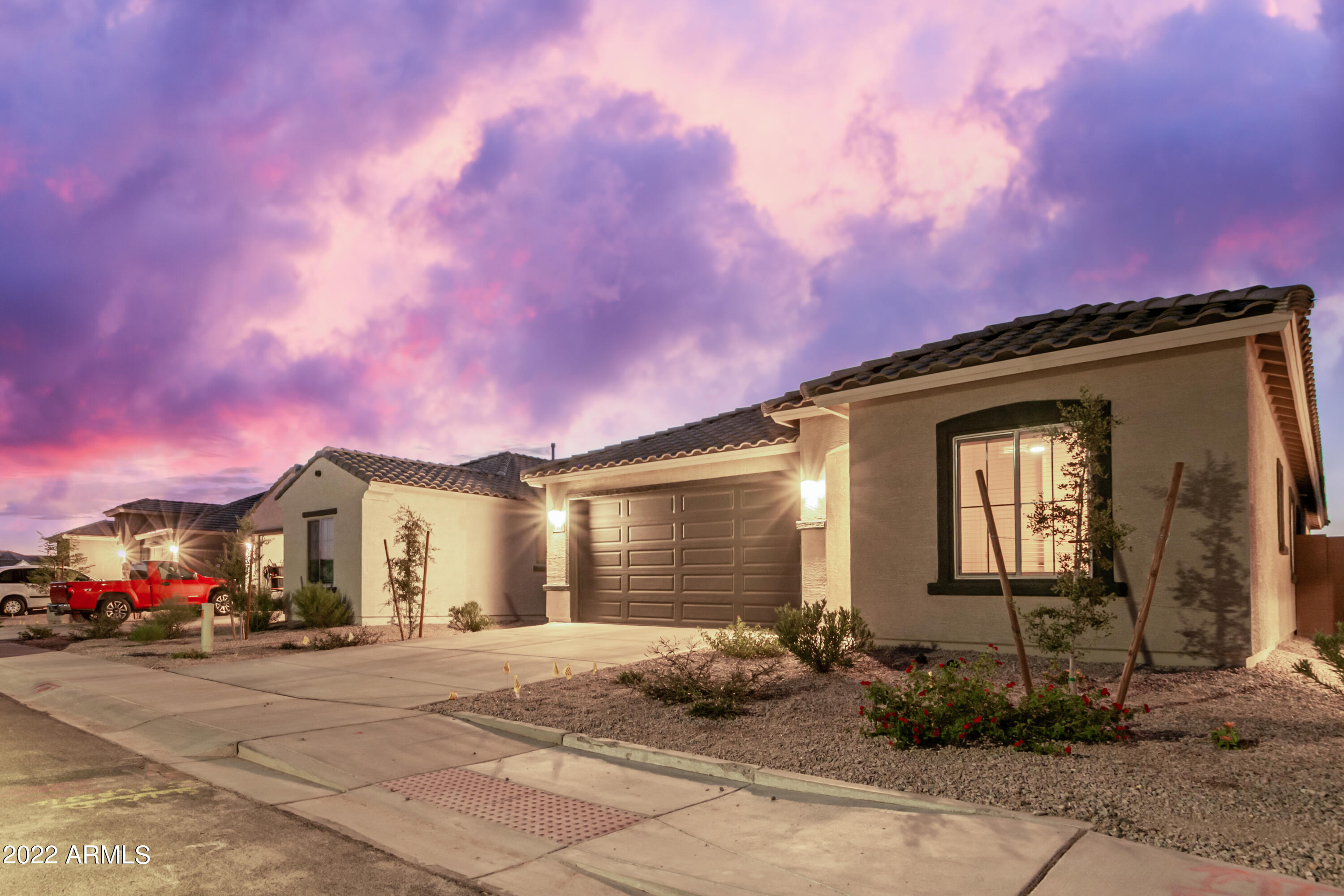 Properties 2 43606 W JUNIPER Avenue