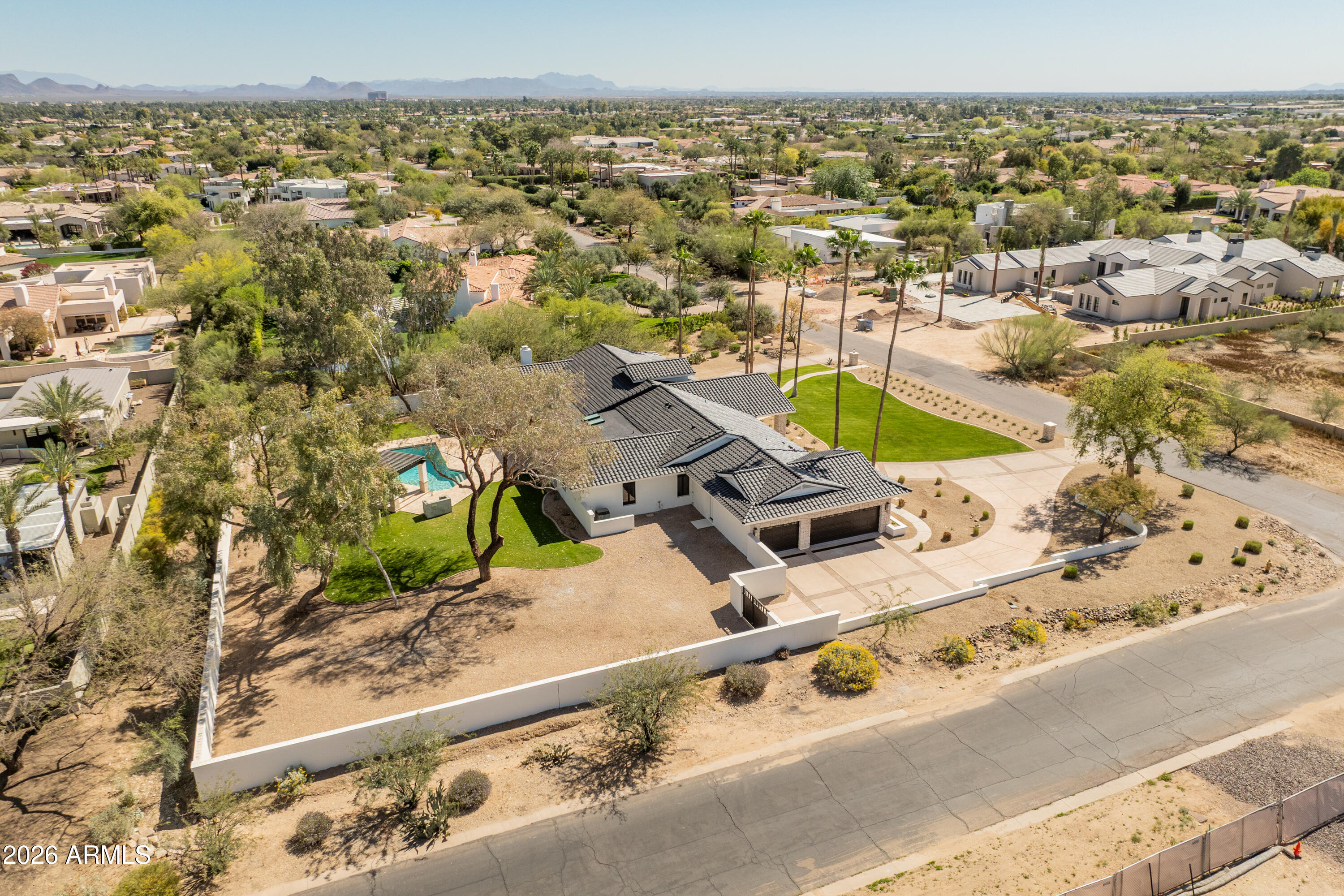 CHENEY MANOR LOT 6 - Residential
