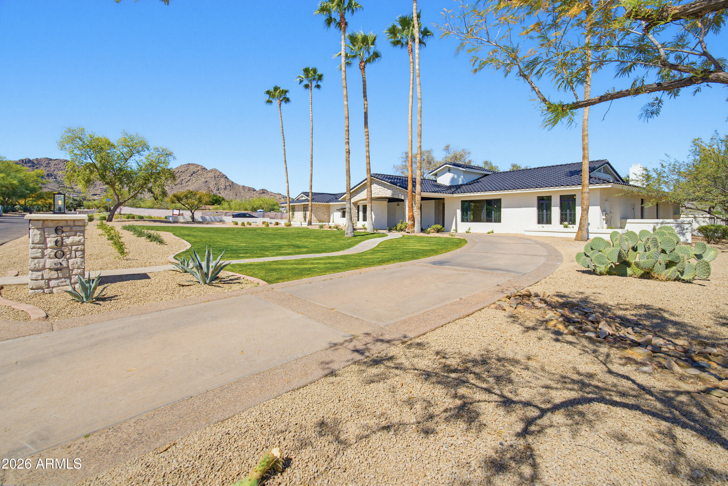 CHENEY MANOR LOT 6 - Residential