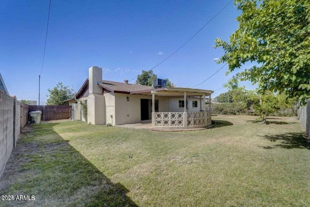 Photo of 6310 W Berridge Lane, Glendale, AZ 85301 (MLS # 7012397)