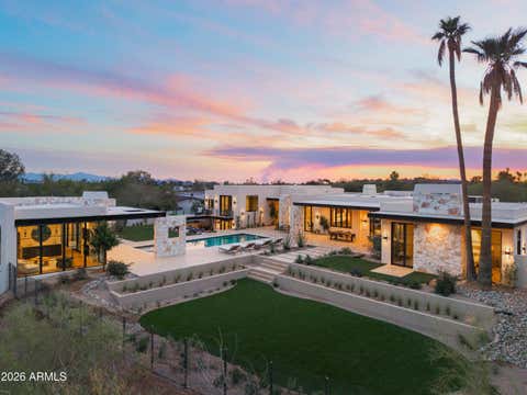 Photo of 5709 N Harding Drive, Paradise Valley, AZ 85253 (MLS # 7024651)
