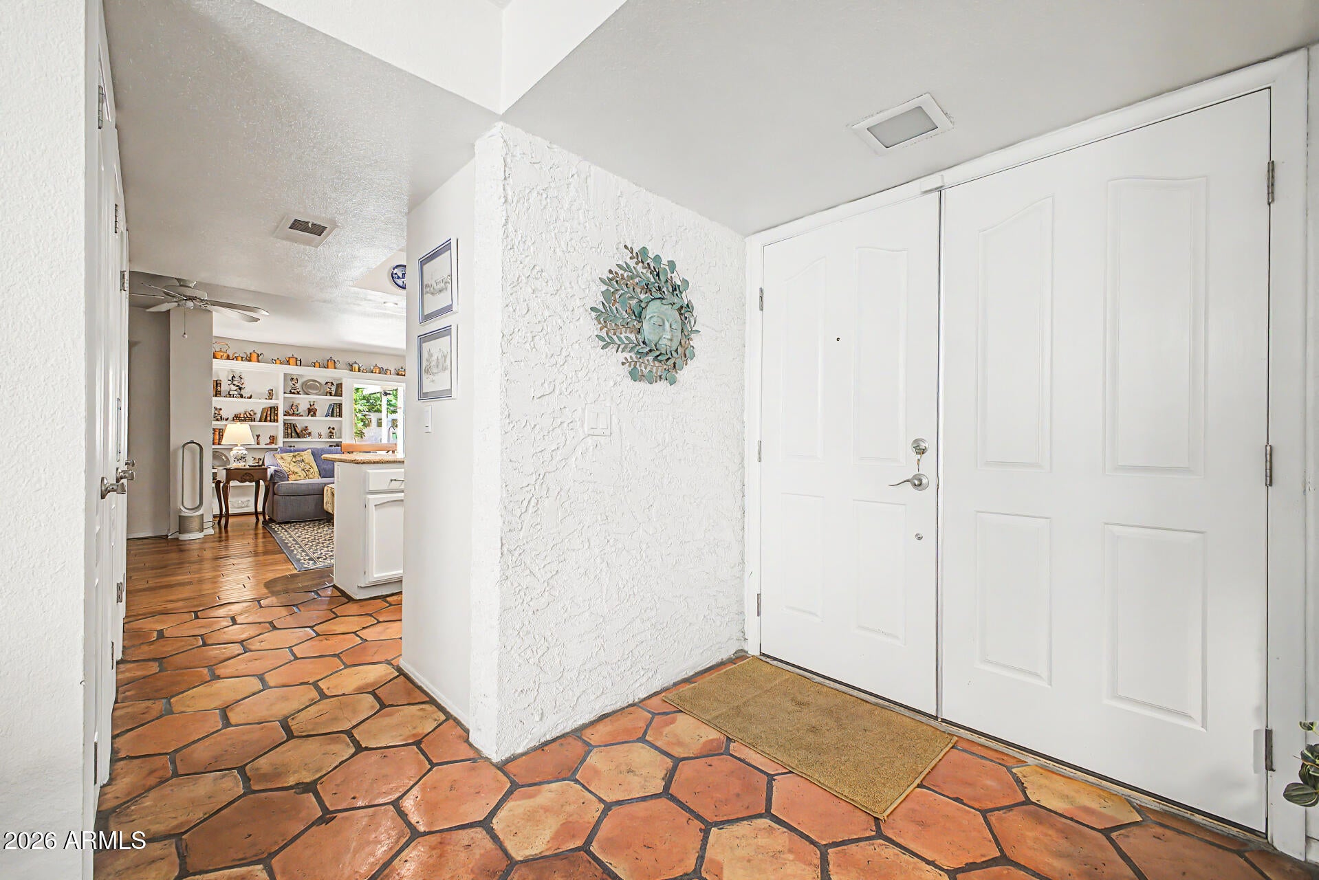 1801 E WINTER Drive