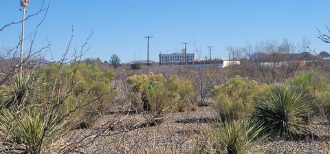 XXXX 11th Street '''-''' Douglas AZ 85607