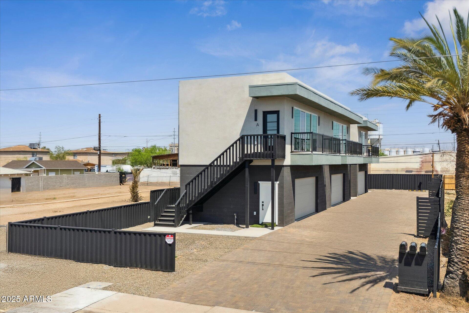 1508 W SHERMAN Street C