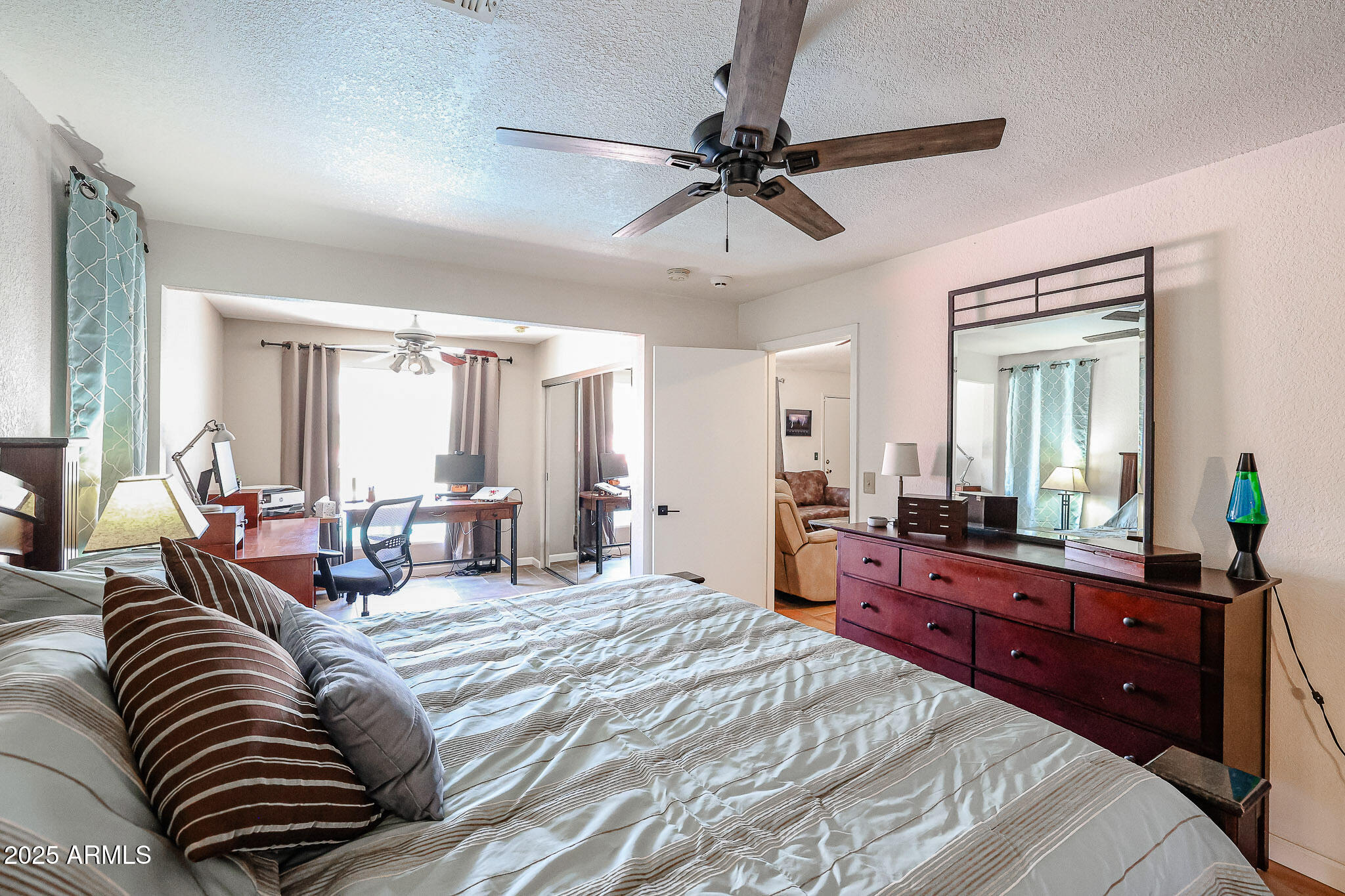 7138 W SIERRA VISTA Drive