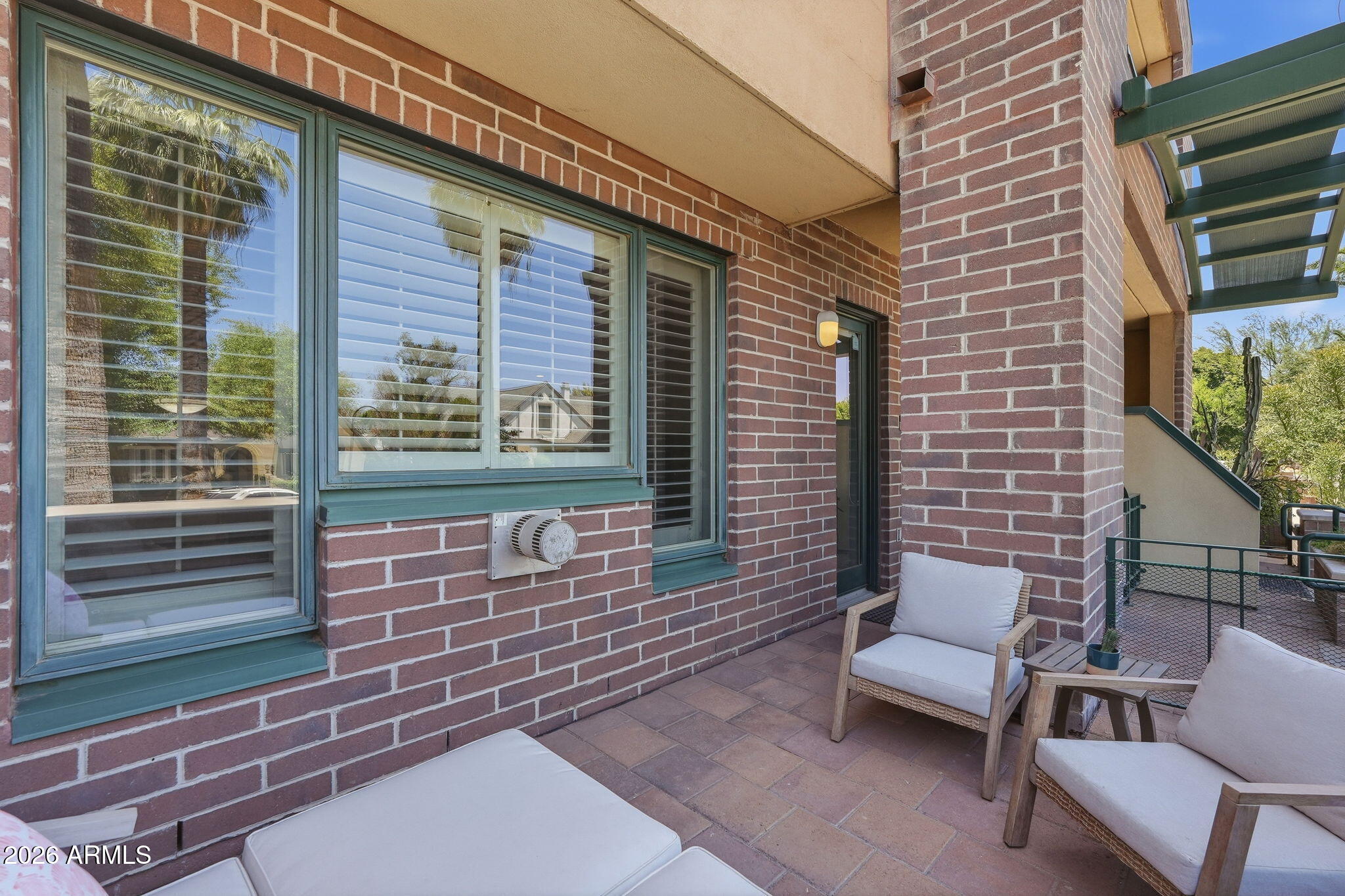 17 W VERNON Avenue 31