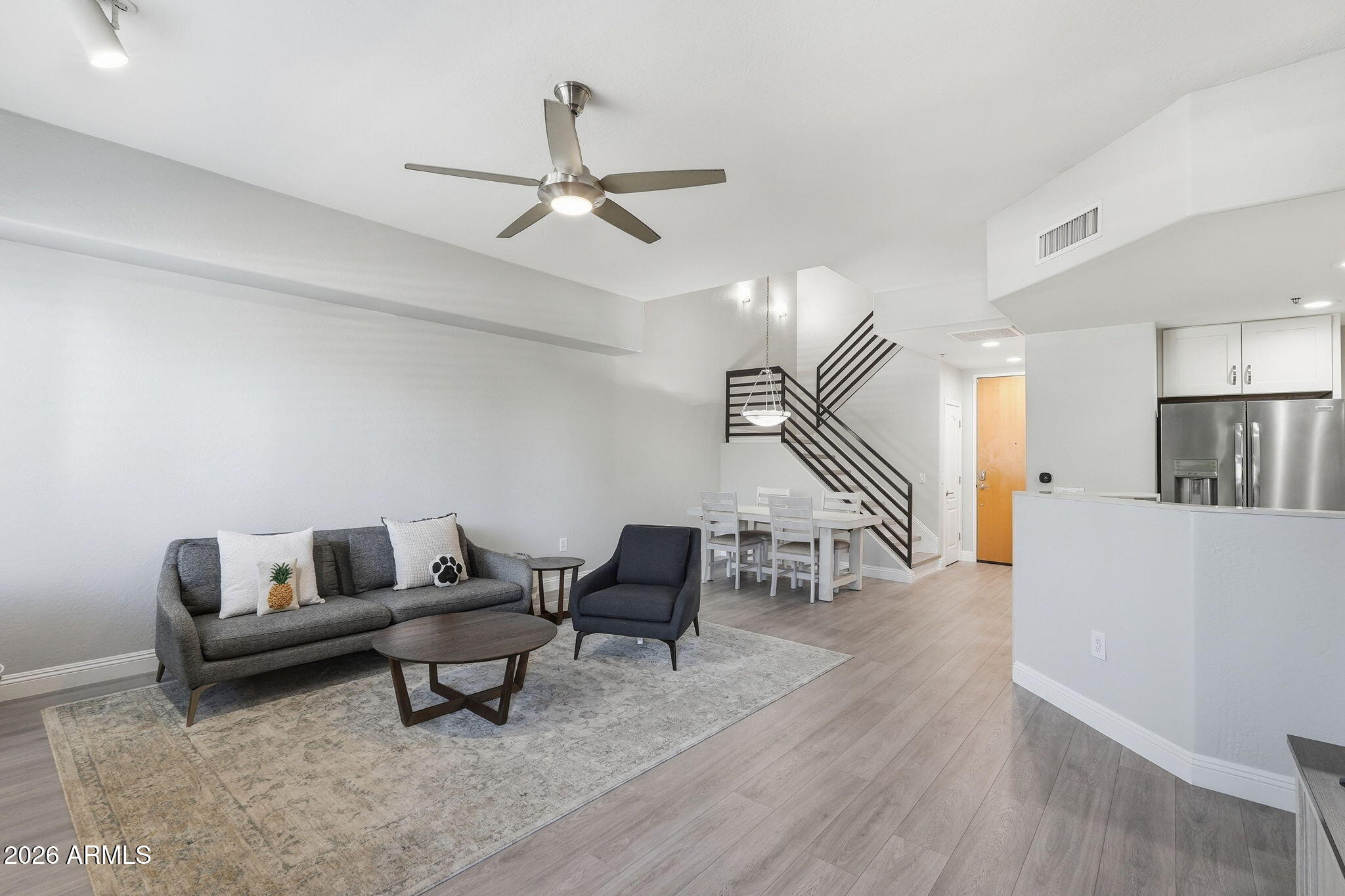 17 W VERNON Avenue 31