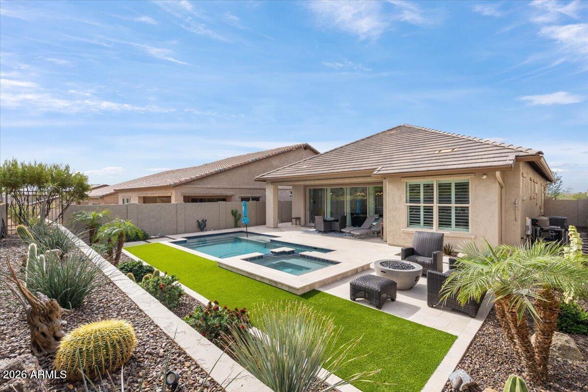 1865 N BERNARD Circle