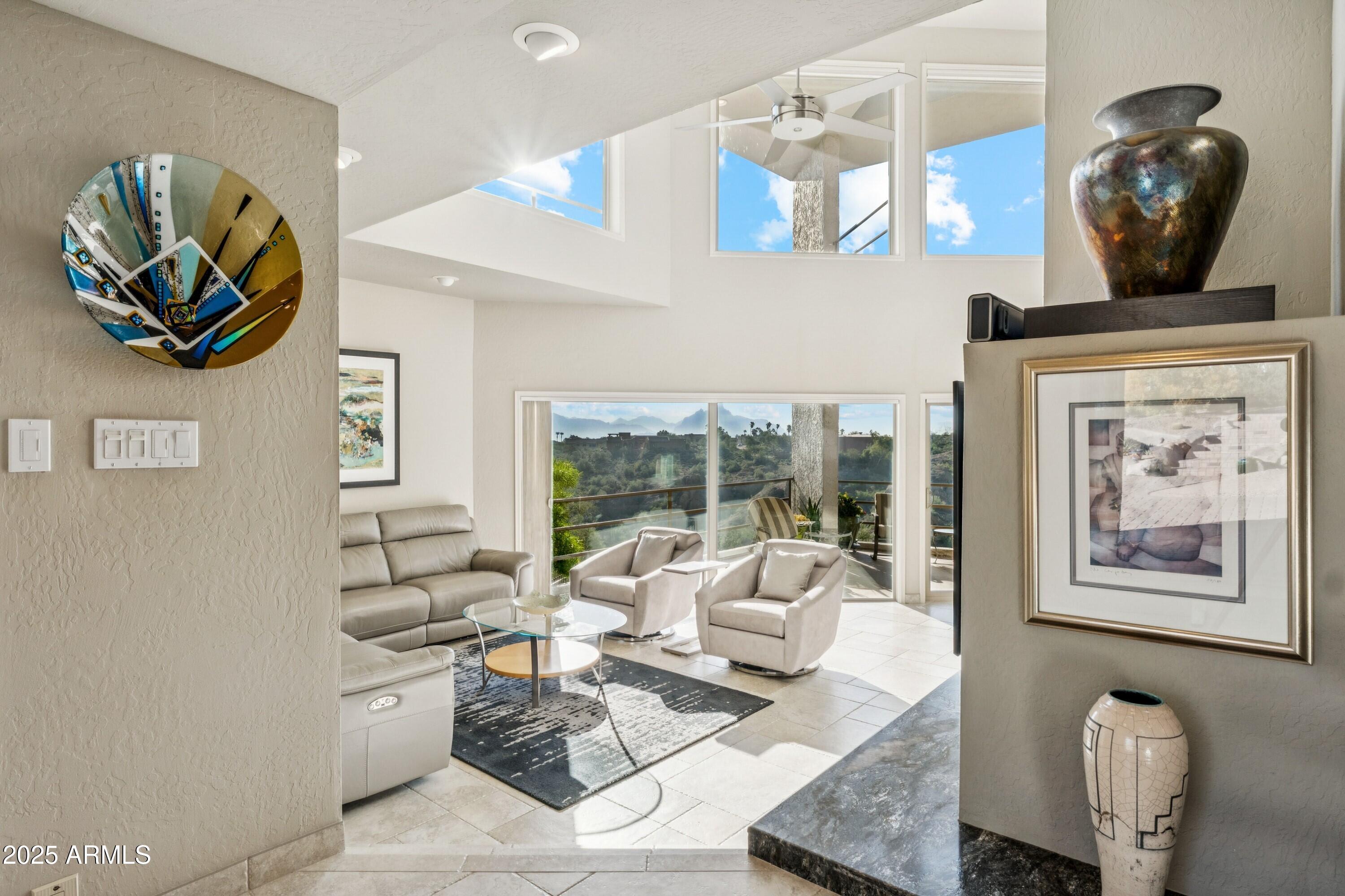 FOUNTAIN HILLS 605-A LT 24 BK 1 LT 14,15 BLK 2 - Residential
