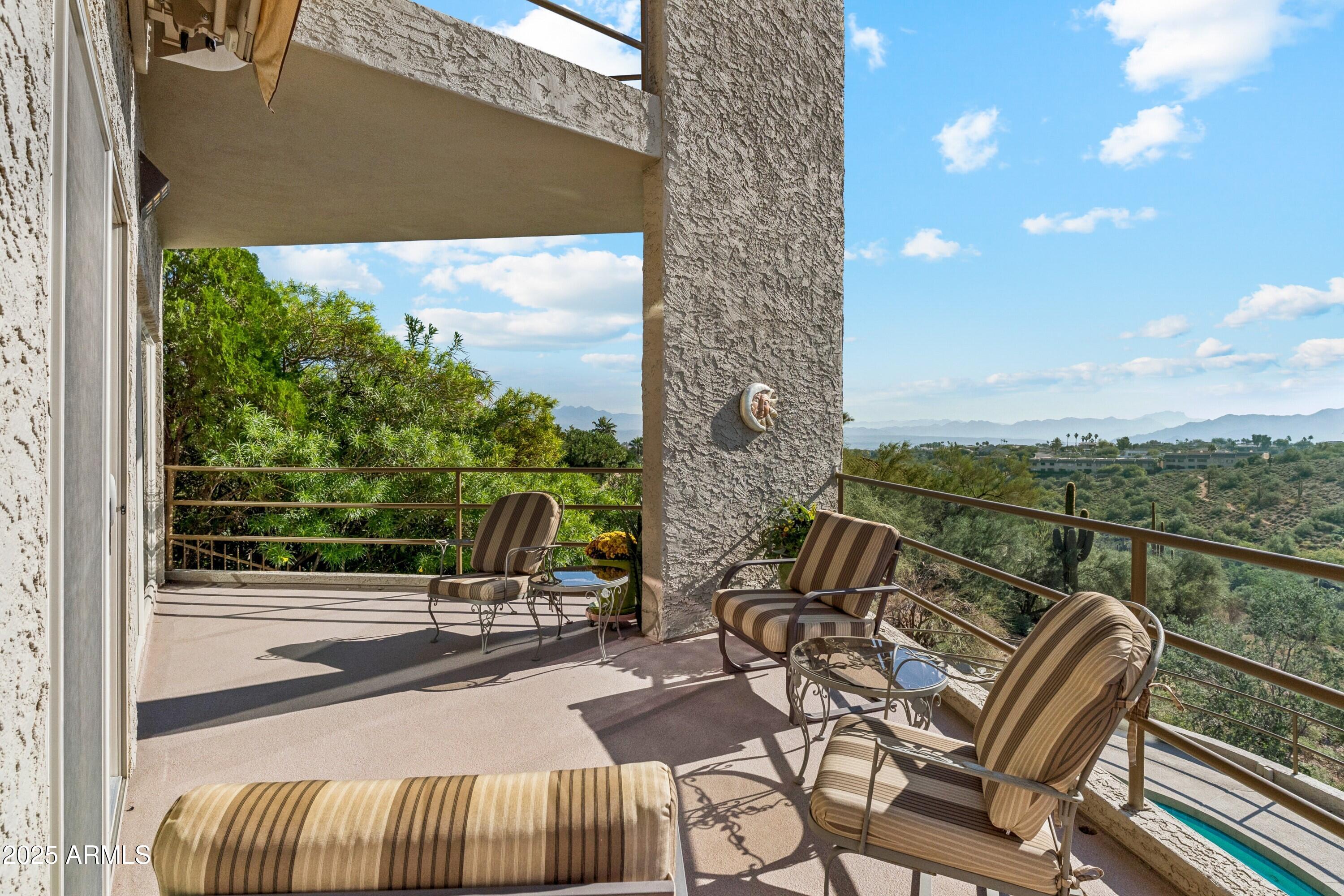 FOUNTAIN HILLS 605-A LT 24 BK 1 LT 14,15 BLK 2 - Residential