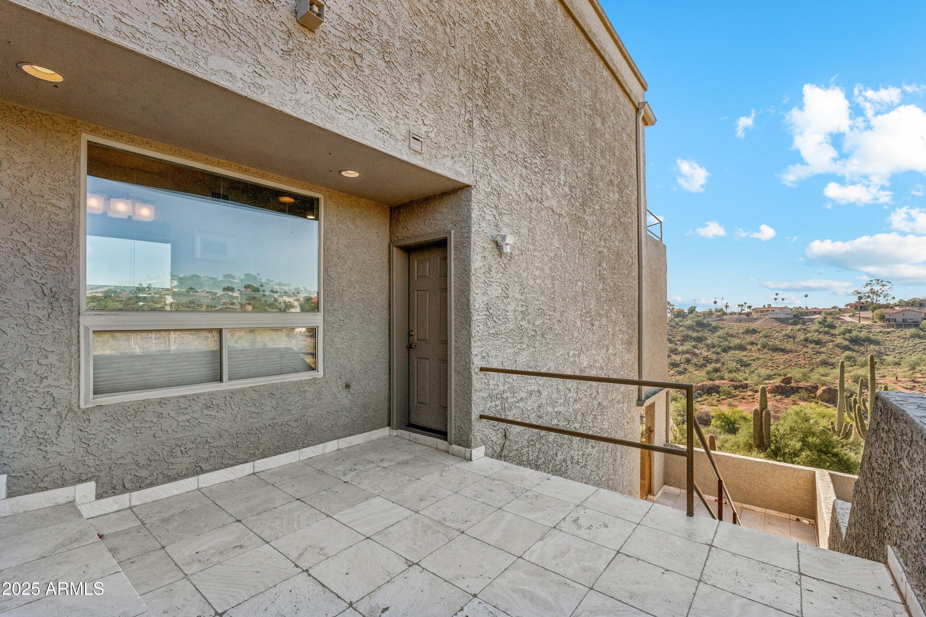 FOUNTAIN HILLS 605-A LT 24 BK 1 LT 14,15 BLK 2 - Residential