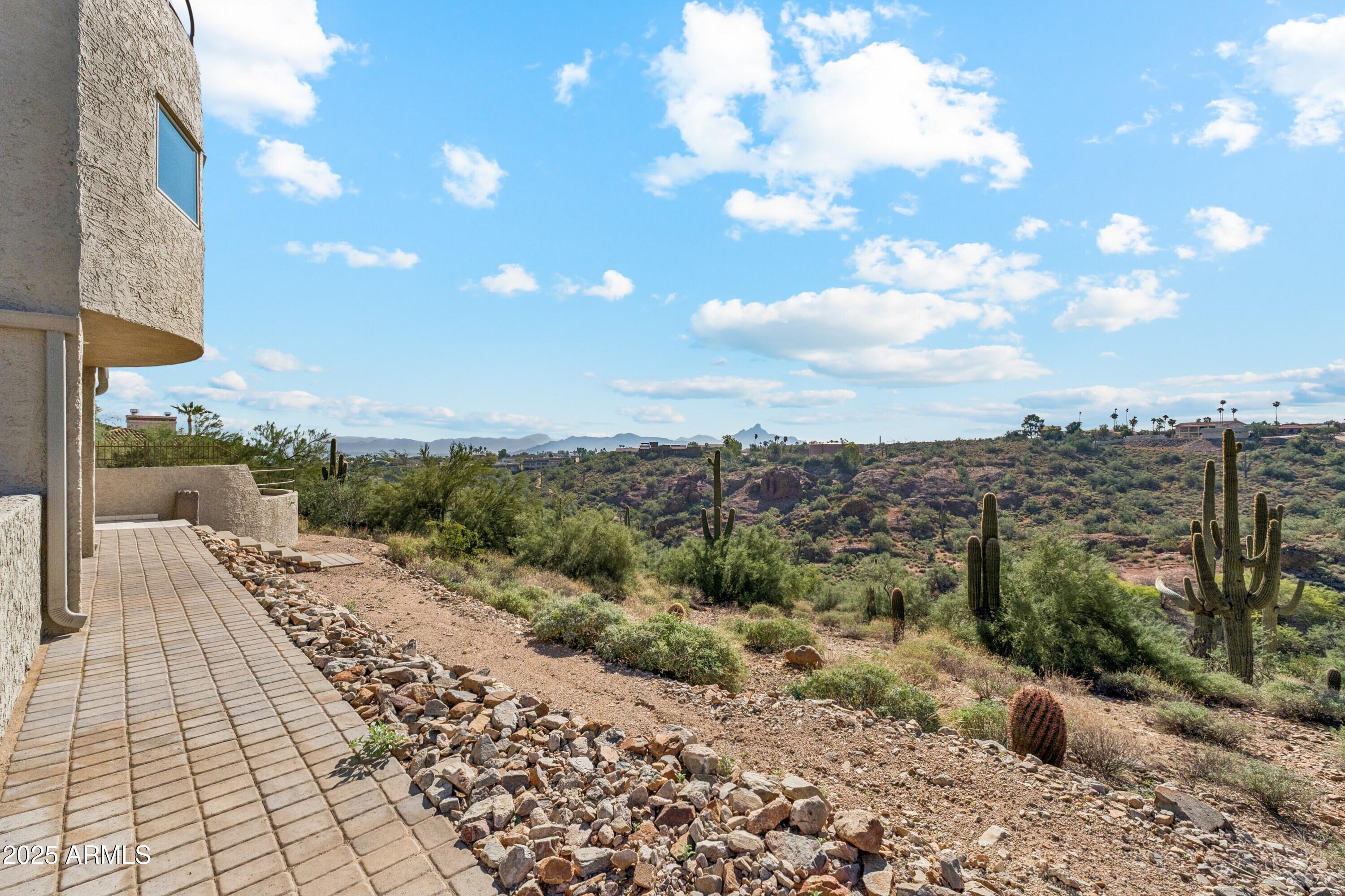 FOUNTAIN HILLS 605-A LT 24 BK 1 LT 14,15 BLK 2 - Residential