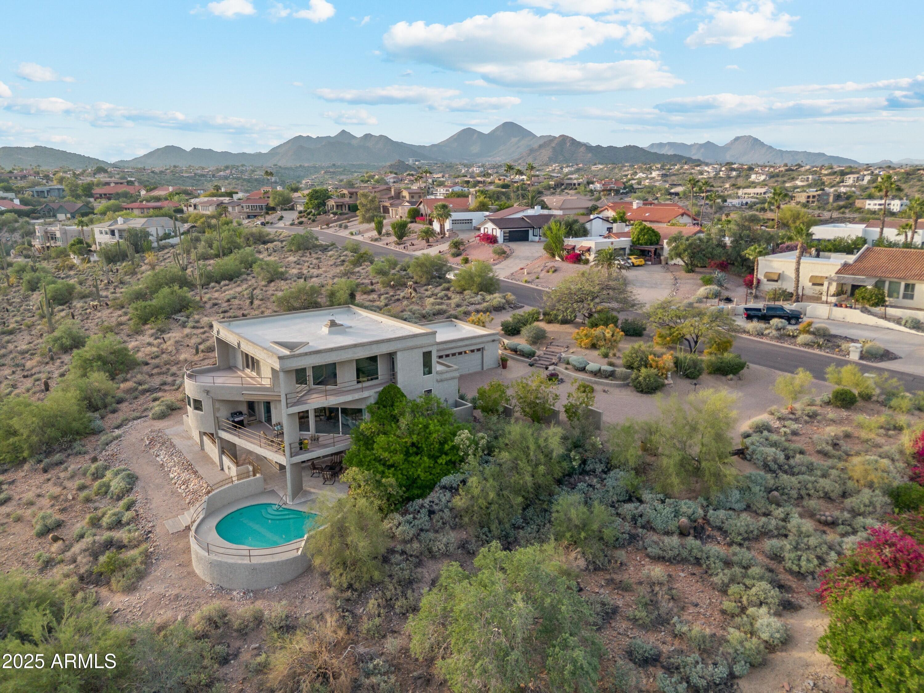 FOUNTAIN HILLS 605-A LT 24 BK 1 LT 14,15 BLK 2 - Residential