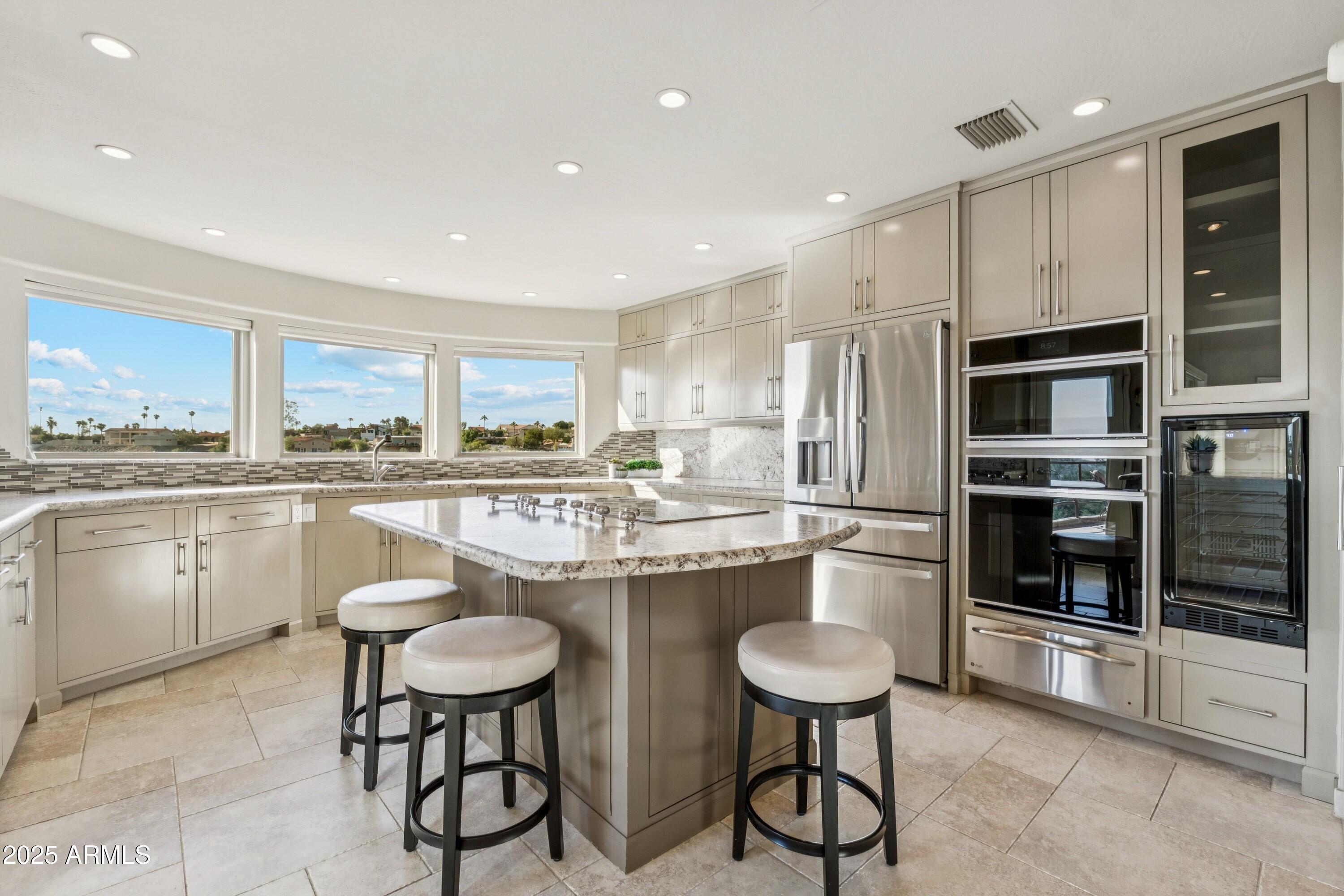 FOUNTAIN HILLS 605-A LT 24 BK 1 LT 14,15 BLK 2 - Residential