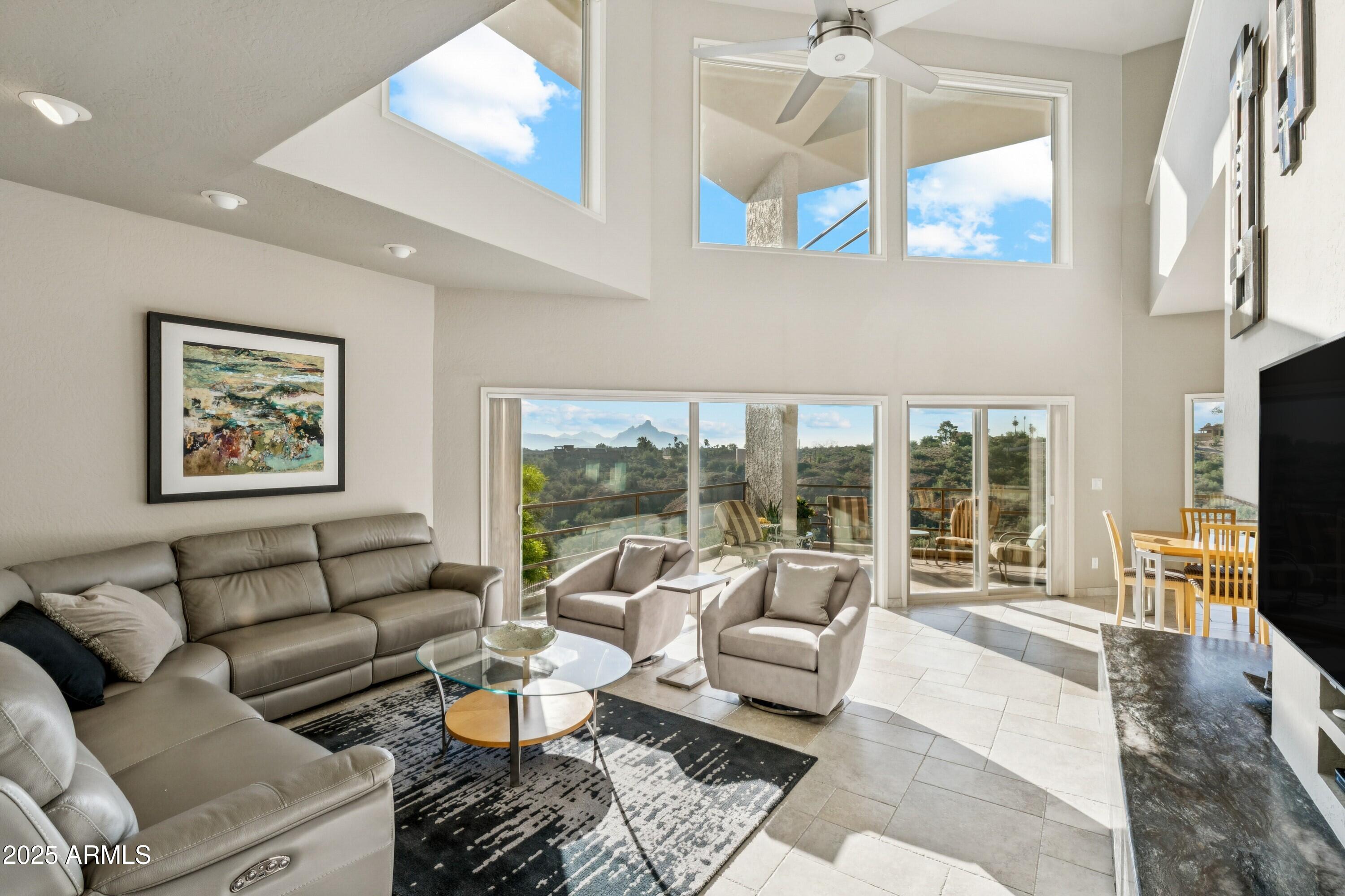 FOUNTAIN HILLS 605-A LT 24 BK 1 LT 14,15 BLK 2 - Residential