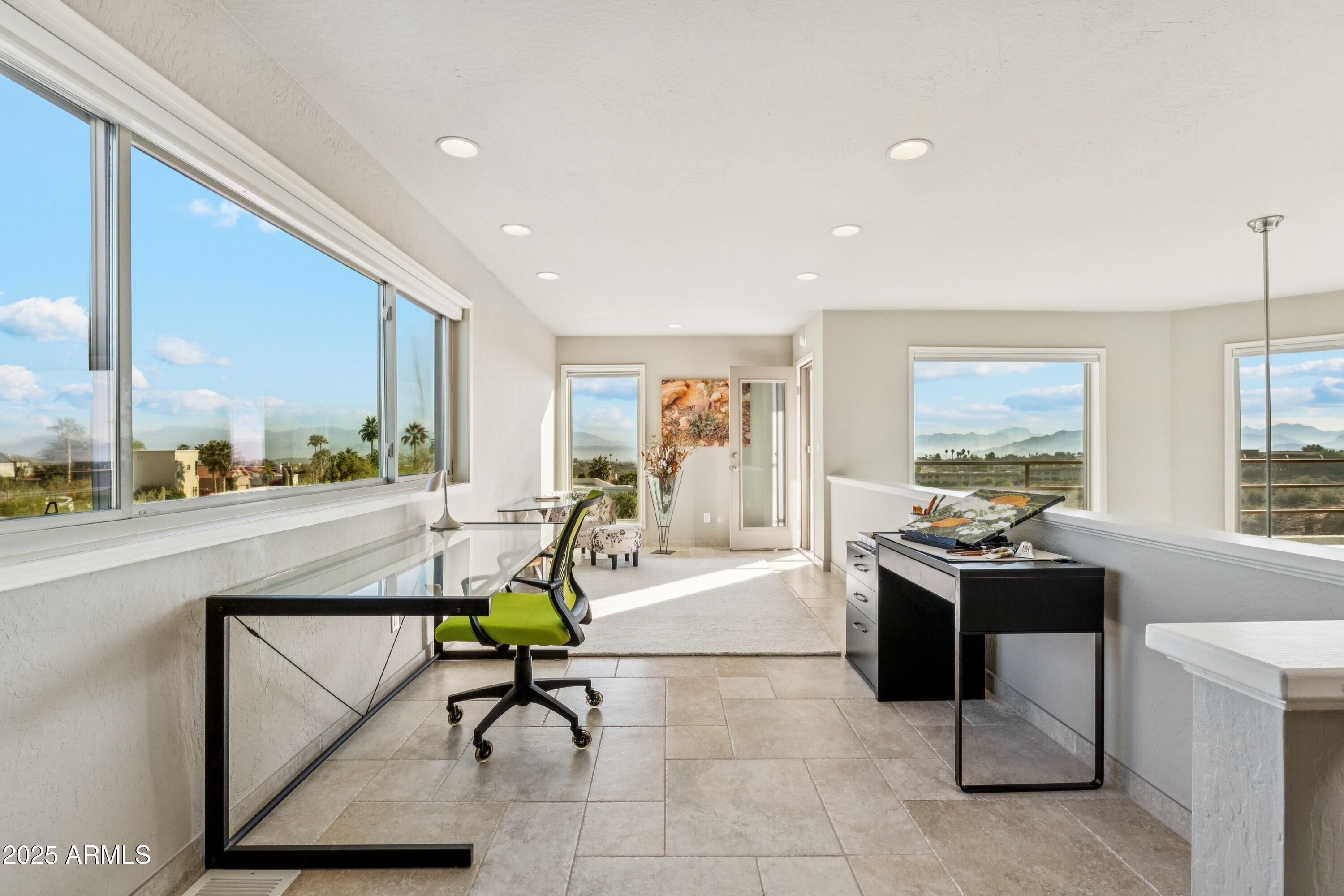FOUNTAIN HILLS 605-A LT 24 BK 1 LT 14,15 BLK 2 - Residential