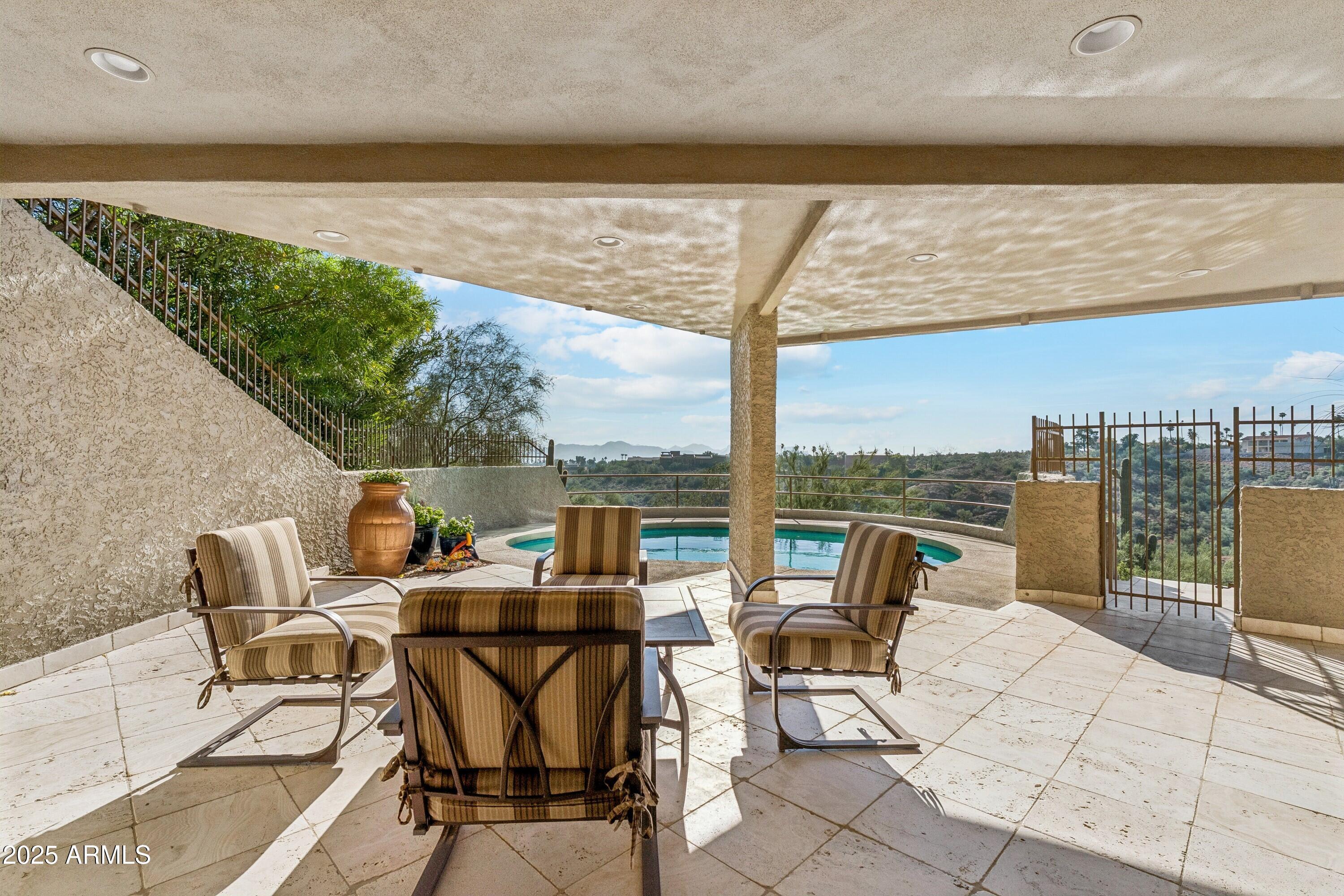 FOUNTAIN HILLS 605-A LT 24 BK 1 LT 14,15 BLK 2 - Residential