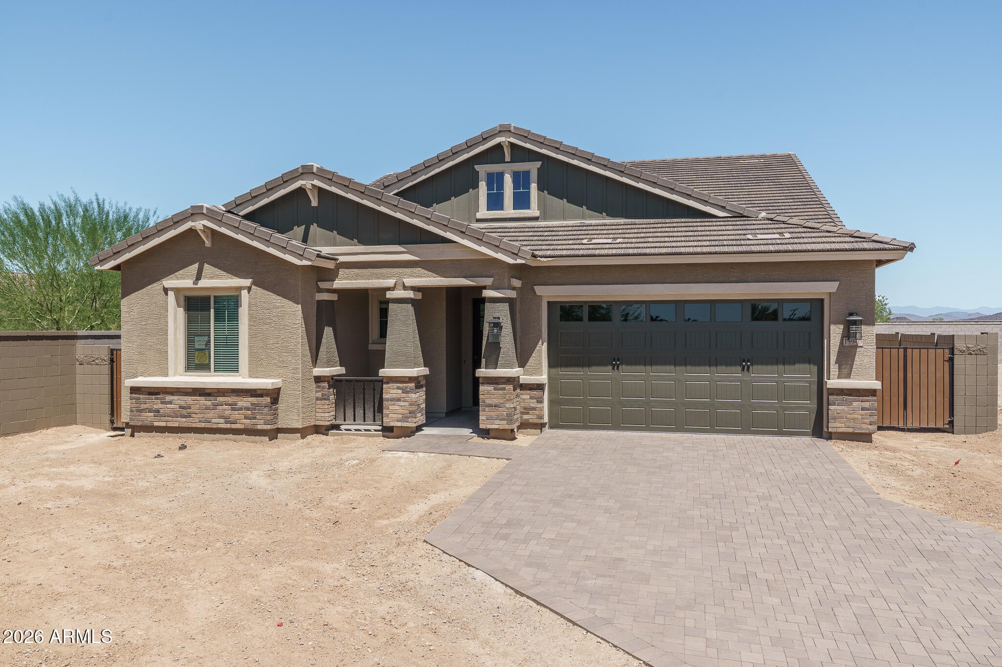 15946 W SAND HILLS Road