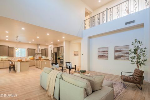 2073 S NAVAJO Court Chandler AZ 85286