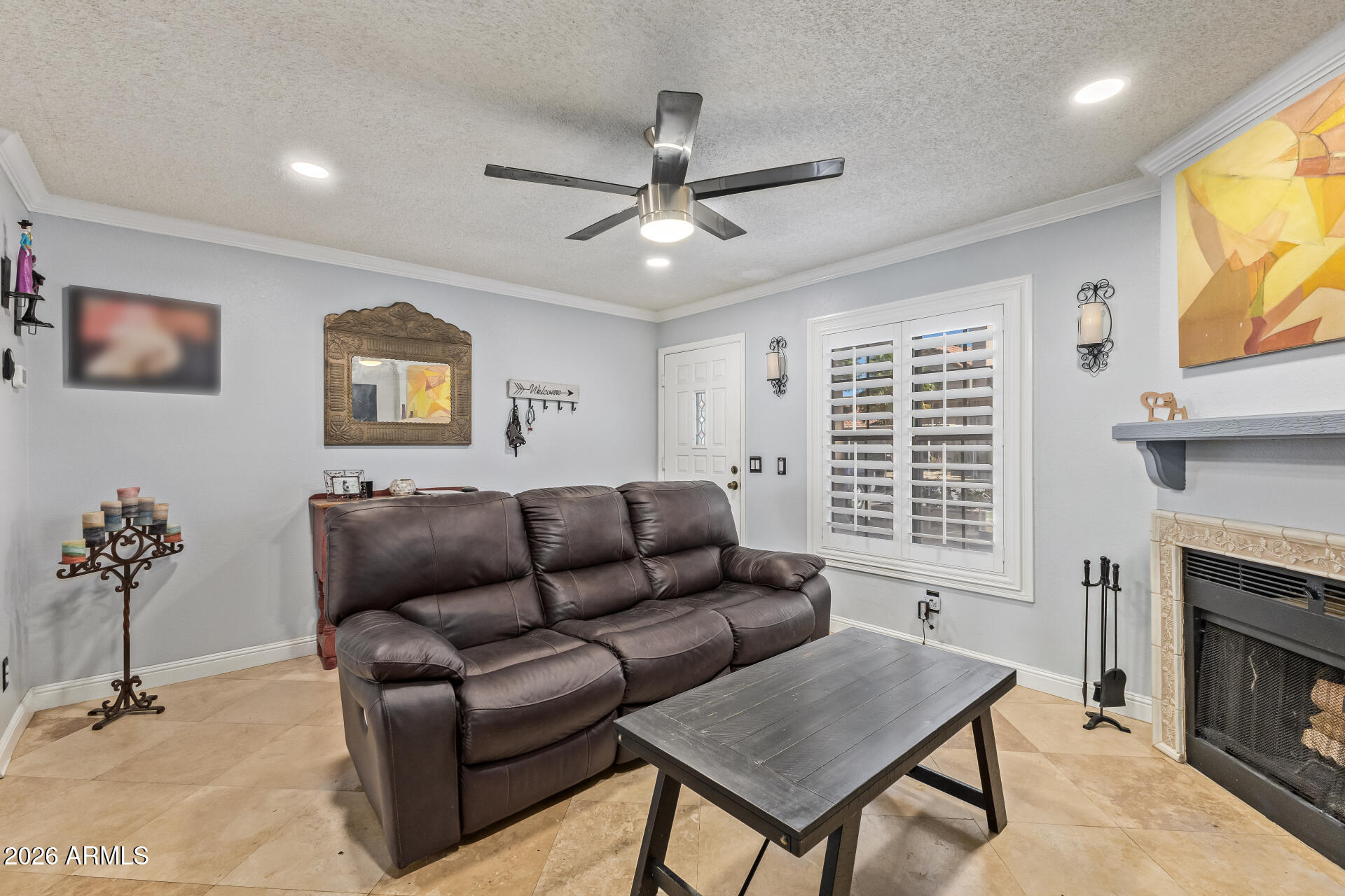 4901 E KELTON Lane 1229