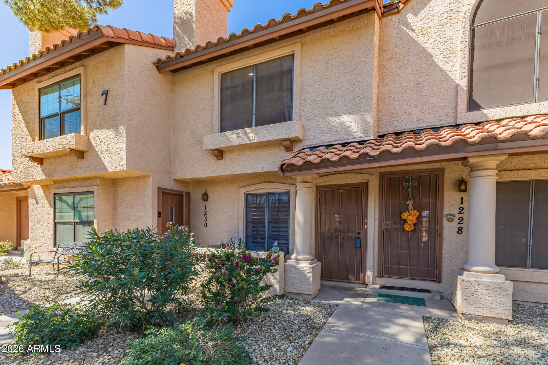 4901 E KELTON Lane 1229