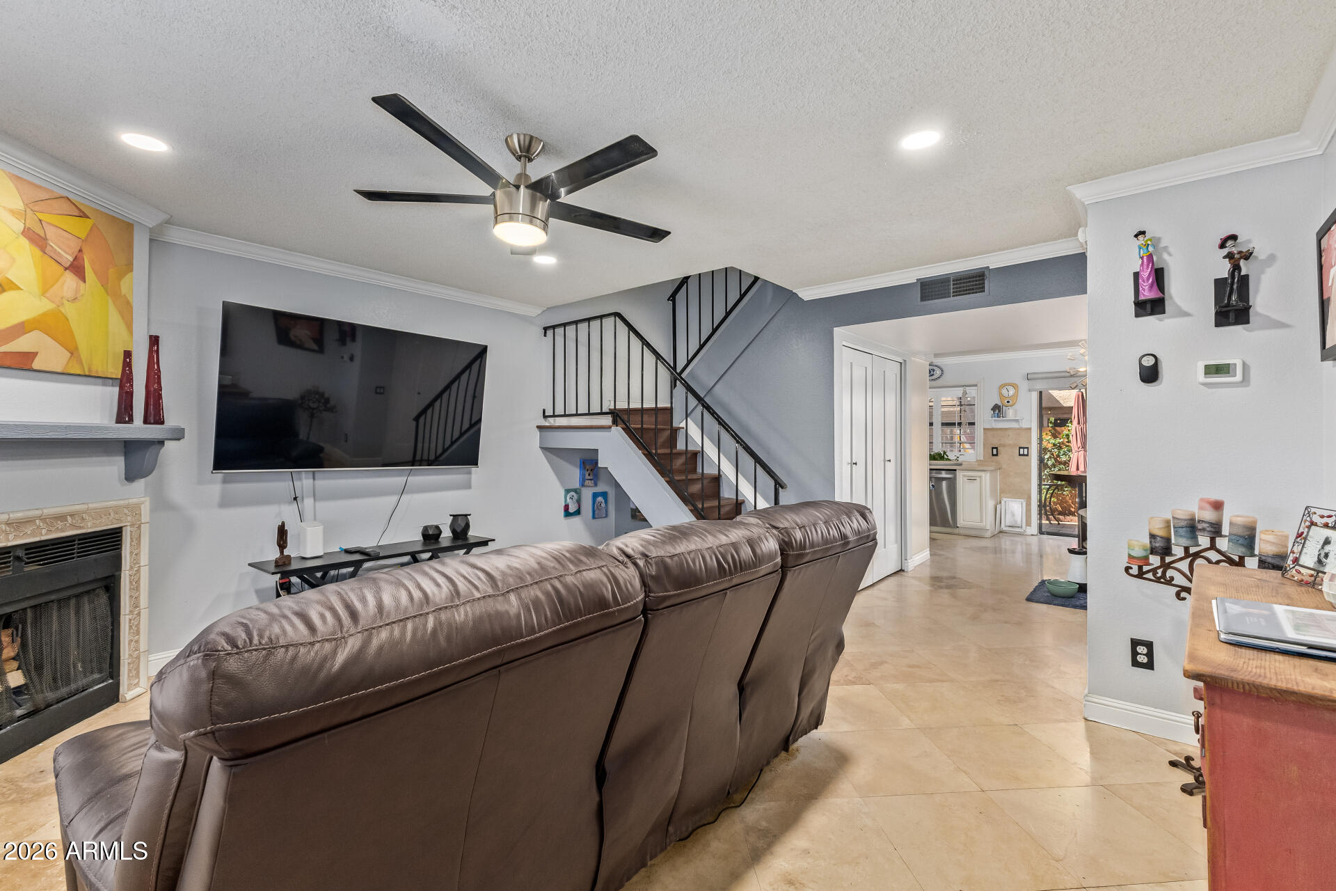 4901 E KELTON Lane 1229