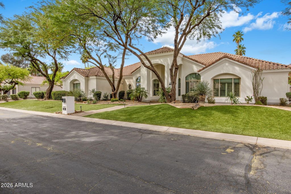 Photo of 9646 E Laurel Lane, Scottsdale, AZ 85260 (MLS # 7012717)