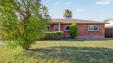 Property photo of 4250 W Keim Drive, Phoenix, AZ 85019