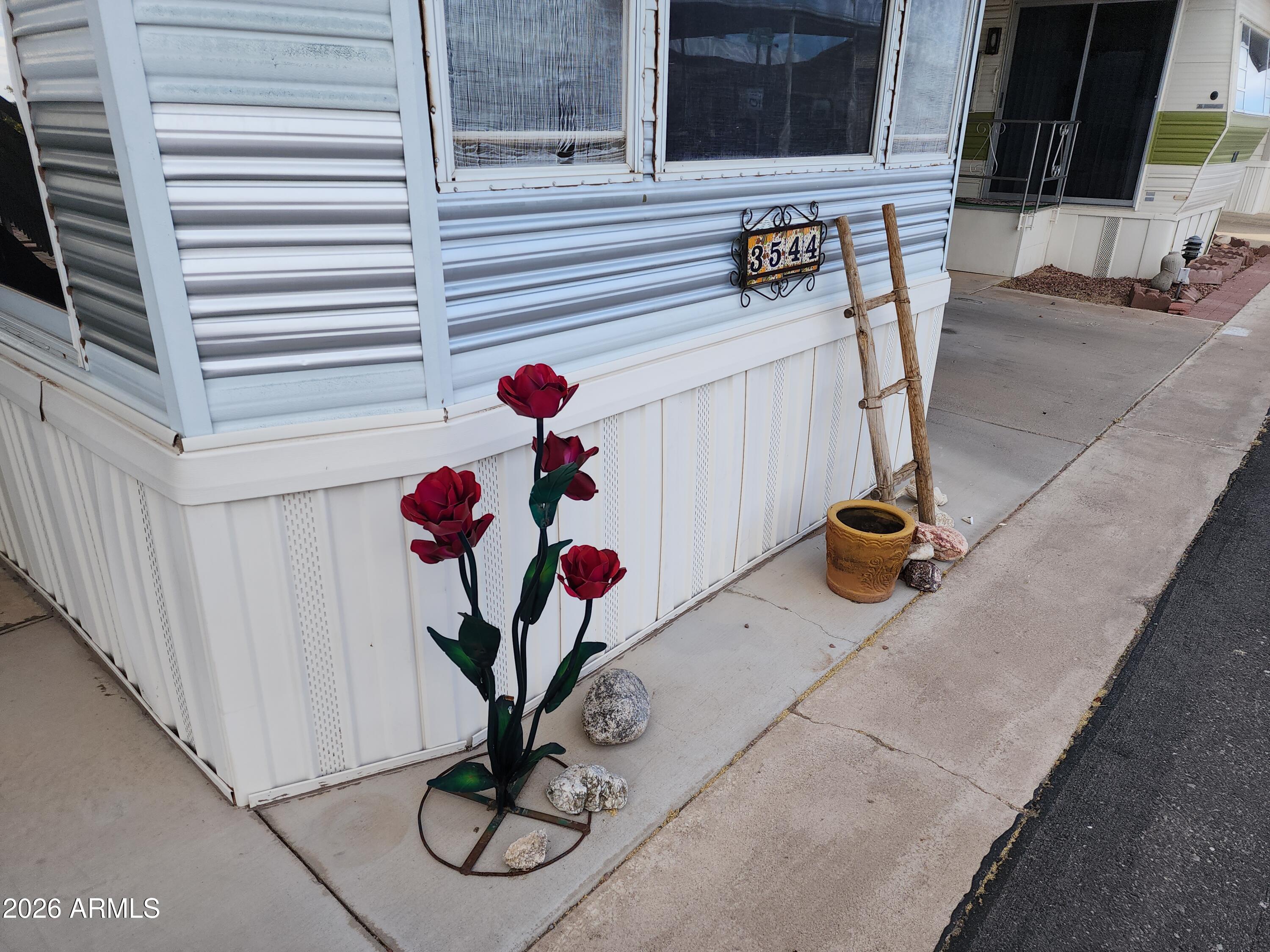 3544 N CHAPPAREL Drive