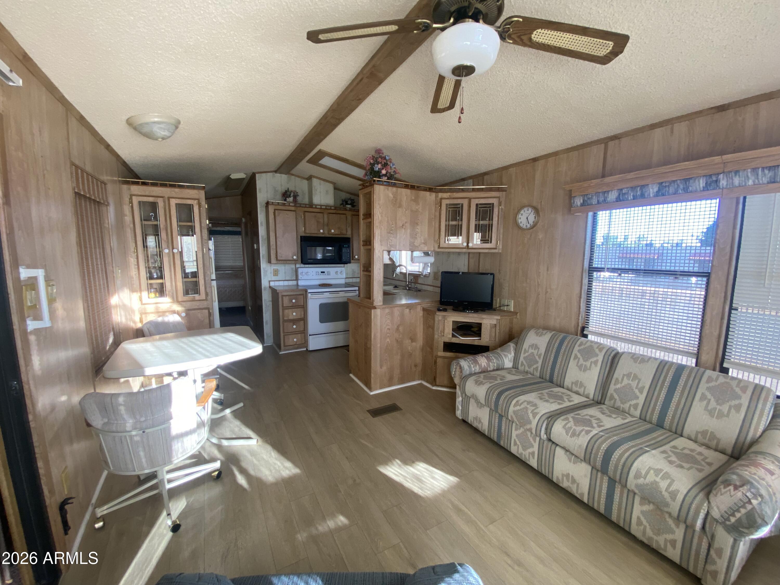 2395 W Erie Avenue 395