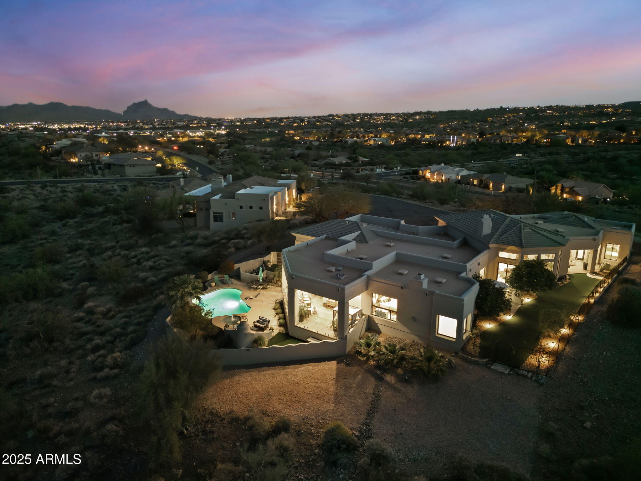 Fountain Hills, Arizona 85268, United States, 5 Bedrooms Bedrooms, ,4 BathroomsBathrooms,Residential,Active,98543