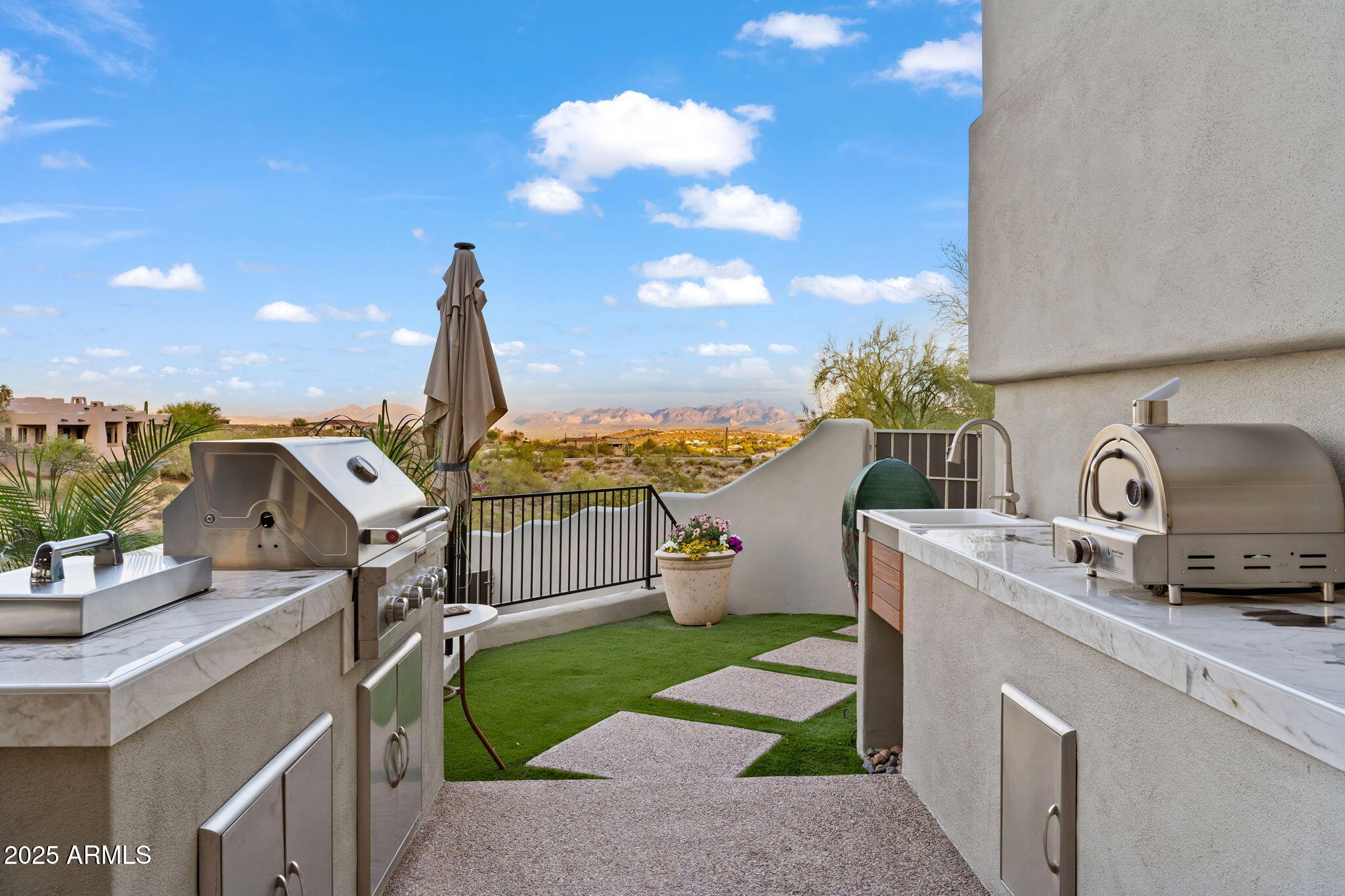 Fountain Hills, Arizona 85268, United States, 5 Bedrooms Bedrooms, ,4 BathroomsBathrooms,Residential,Active,98543