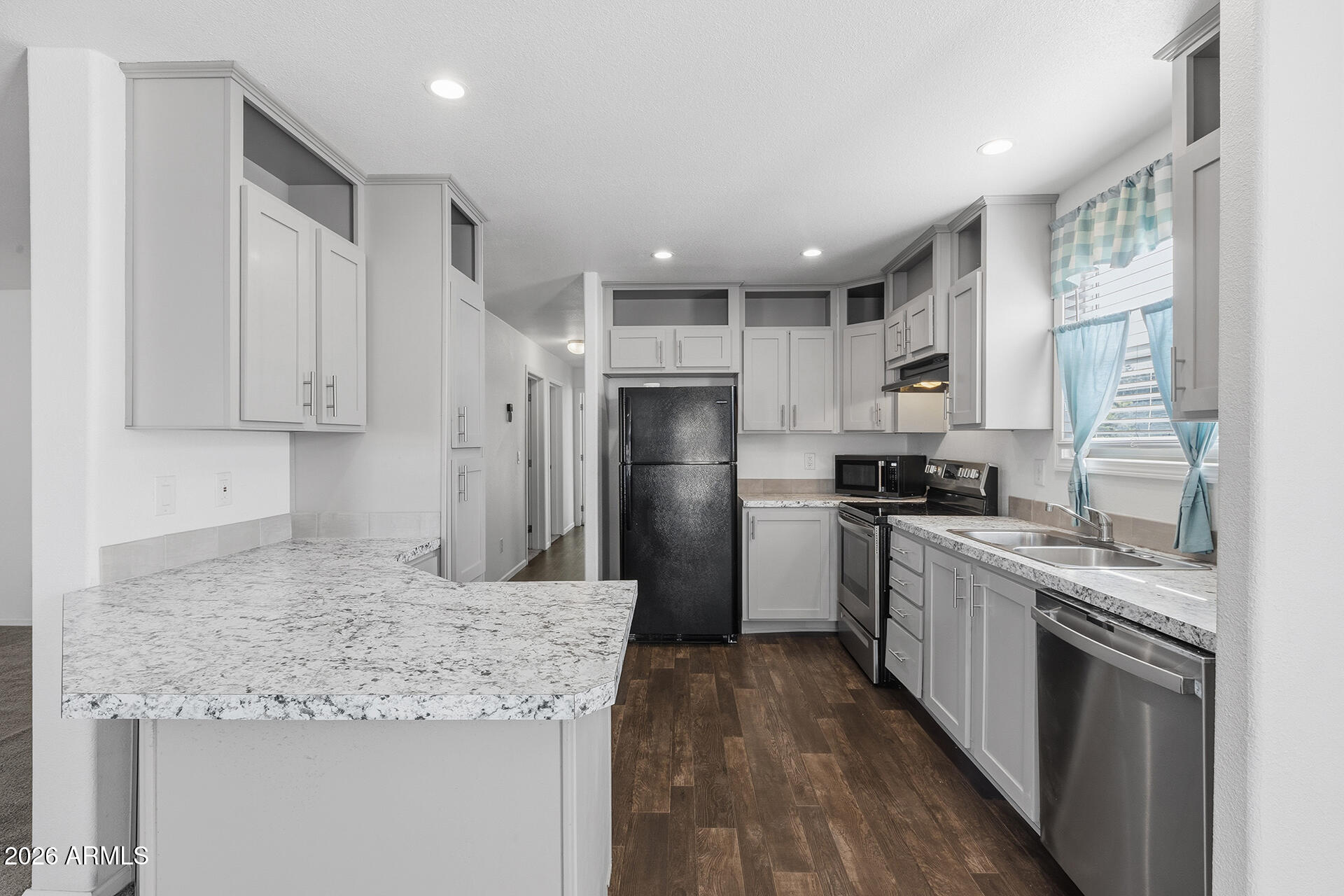 19401 N 7TH Street N 187