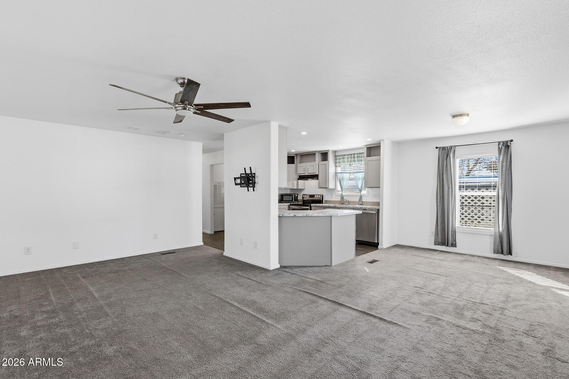 19401 N 7TH Street N 187