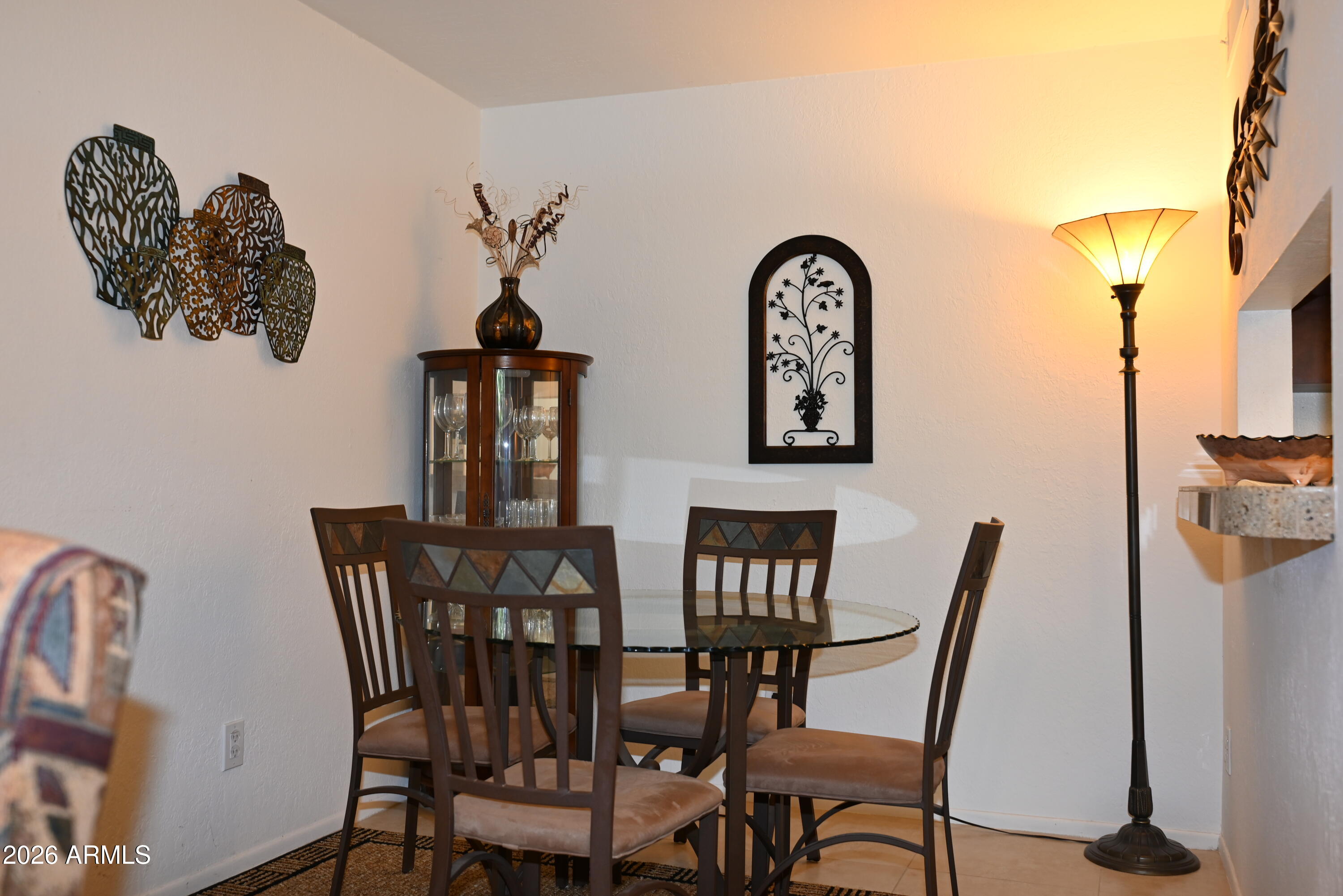8649 E ROYAL PALM Road 125