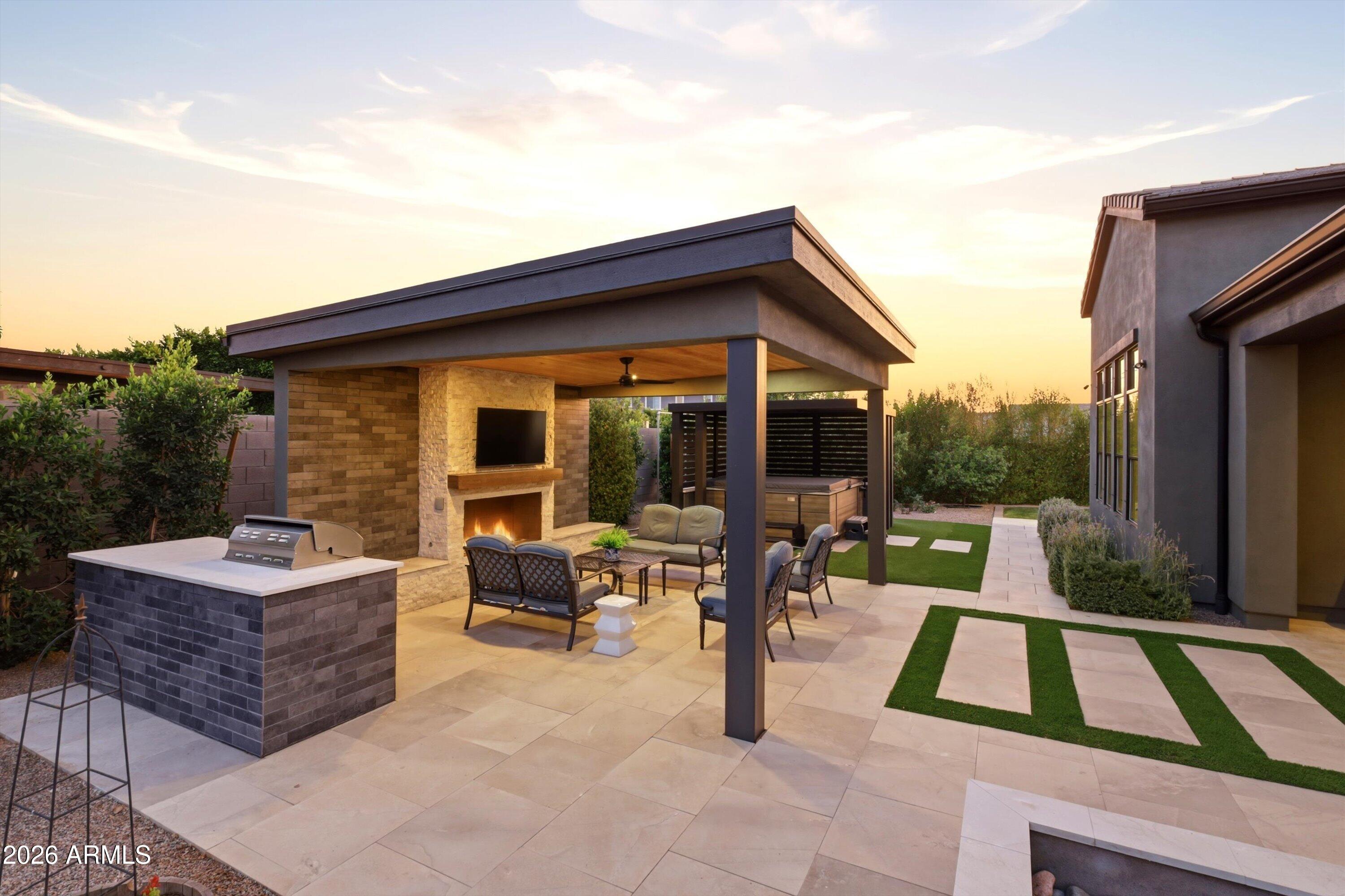 LAKEVIEW TRAILS SOUTHEAST AT MORRISON RANCH - Residential