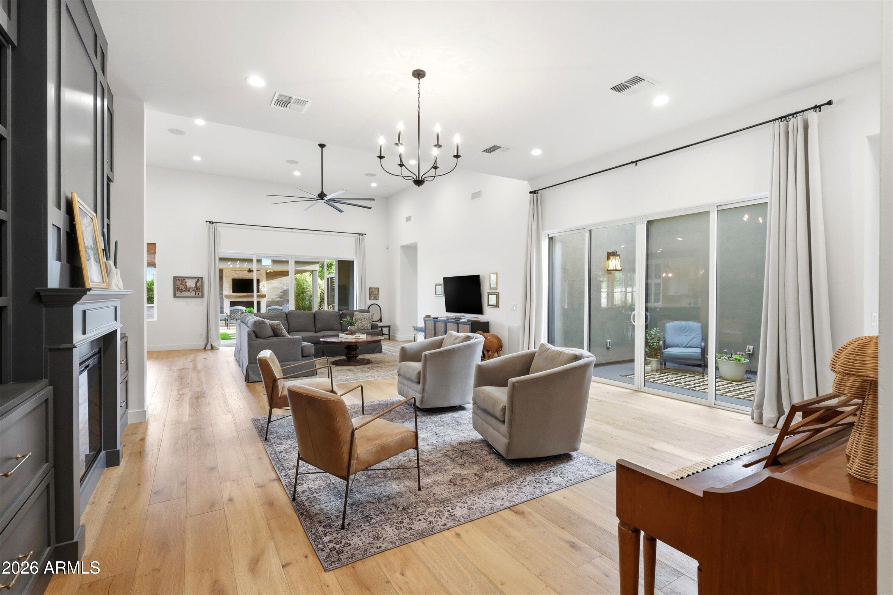 LAKEVIEW TRAILS SOUTHEAST AT MORRISON RANCH - Residential