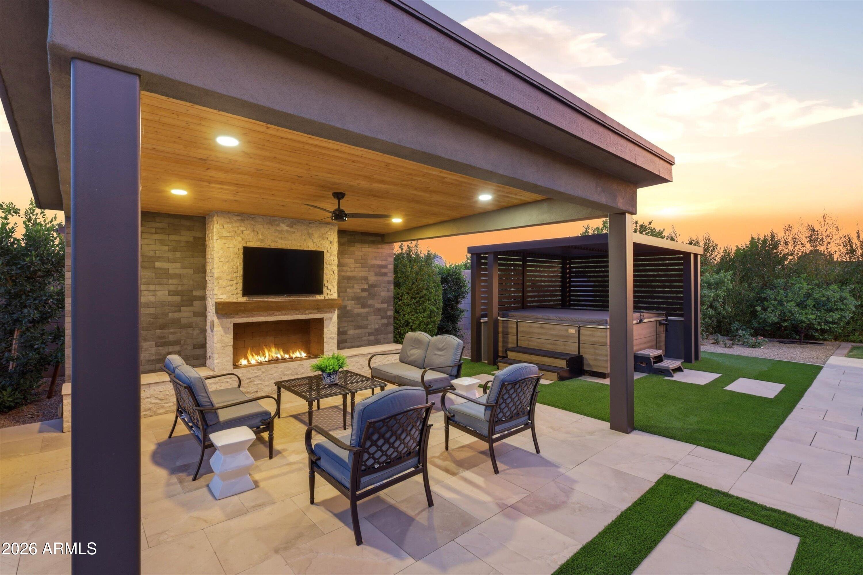 LAKEVIEW TRAILS SOUTHEAST AT MORRISON RANCH - Residential