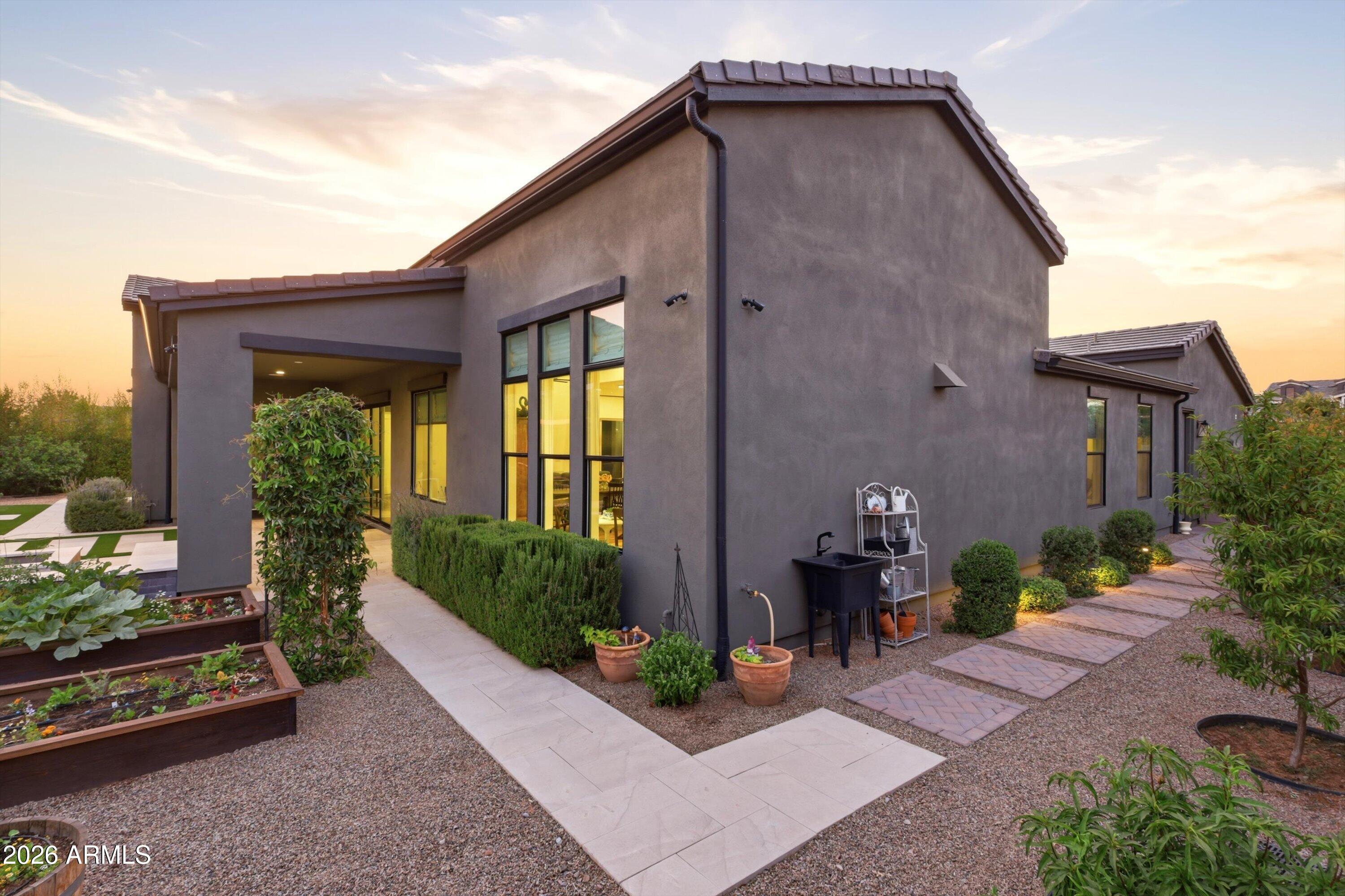 LAKEVIEW TRAILS SOUTHEAST AT MORRISON RANCH - Residential