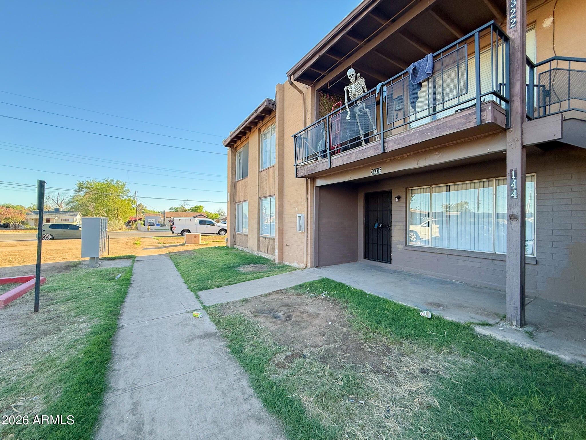 2406 W CAMPBELL Avenue 144