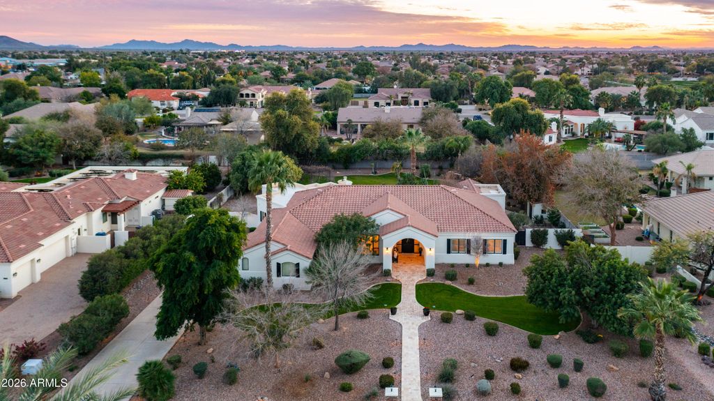 Photo of 2731 E Capricorn Place, Chandler, AZ 85249 (MLS # 6966118)