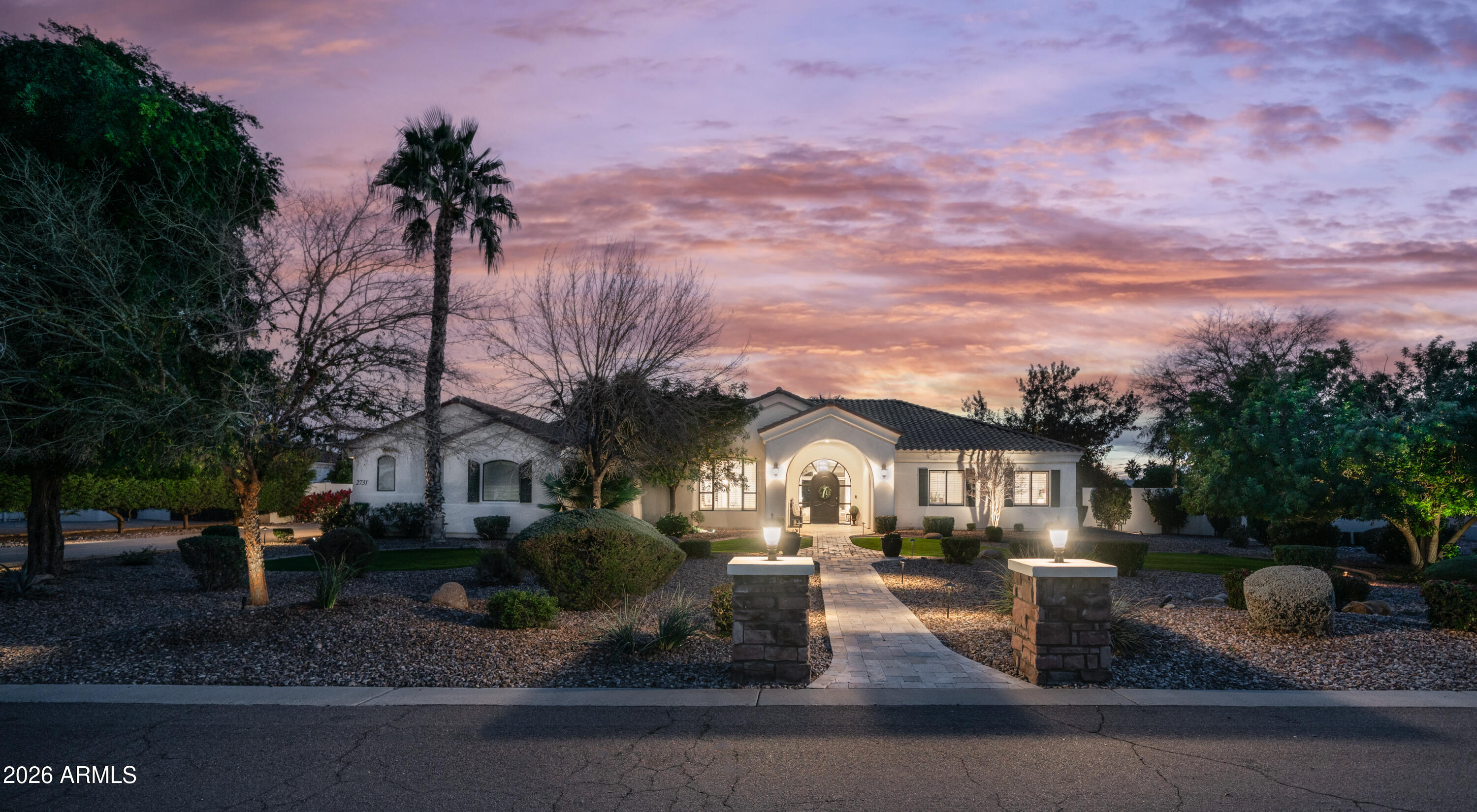 2731 E Capricorn Place