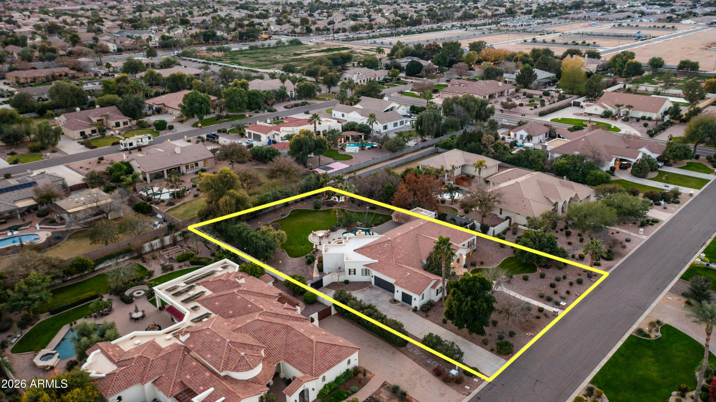 2731 E Capricorn Place