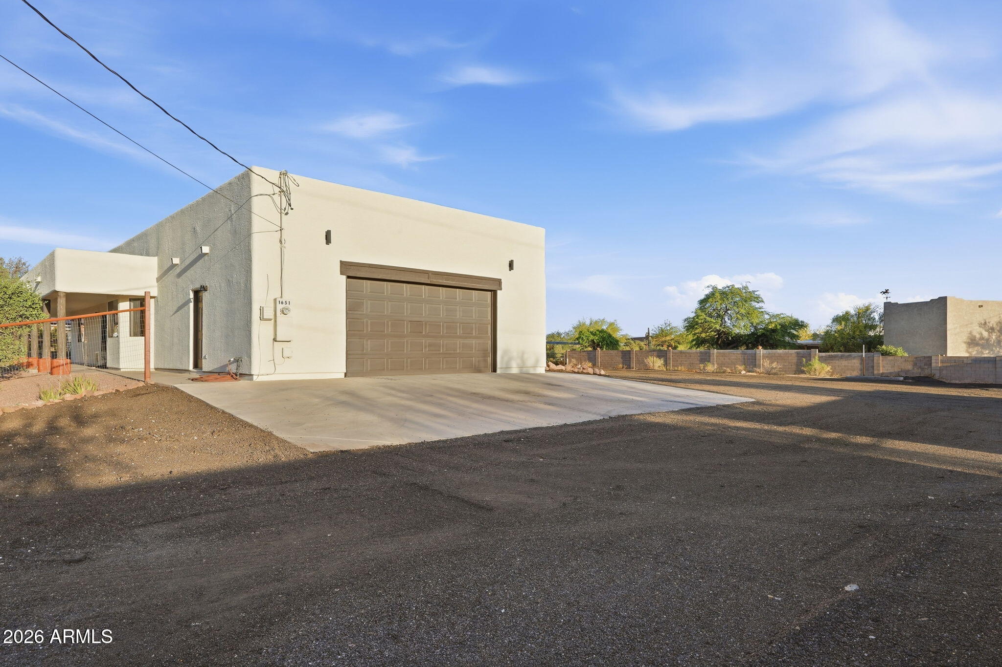 1651 S PROSPECTORS Road