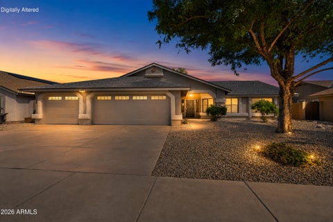 Photo of 4344 W Mariposa Grande, Glendale, AZ 85310 (MLS # 7076042)