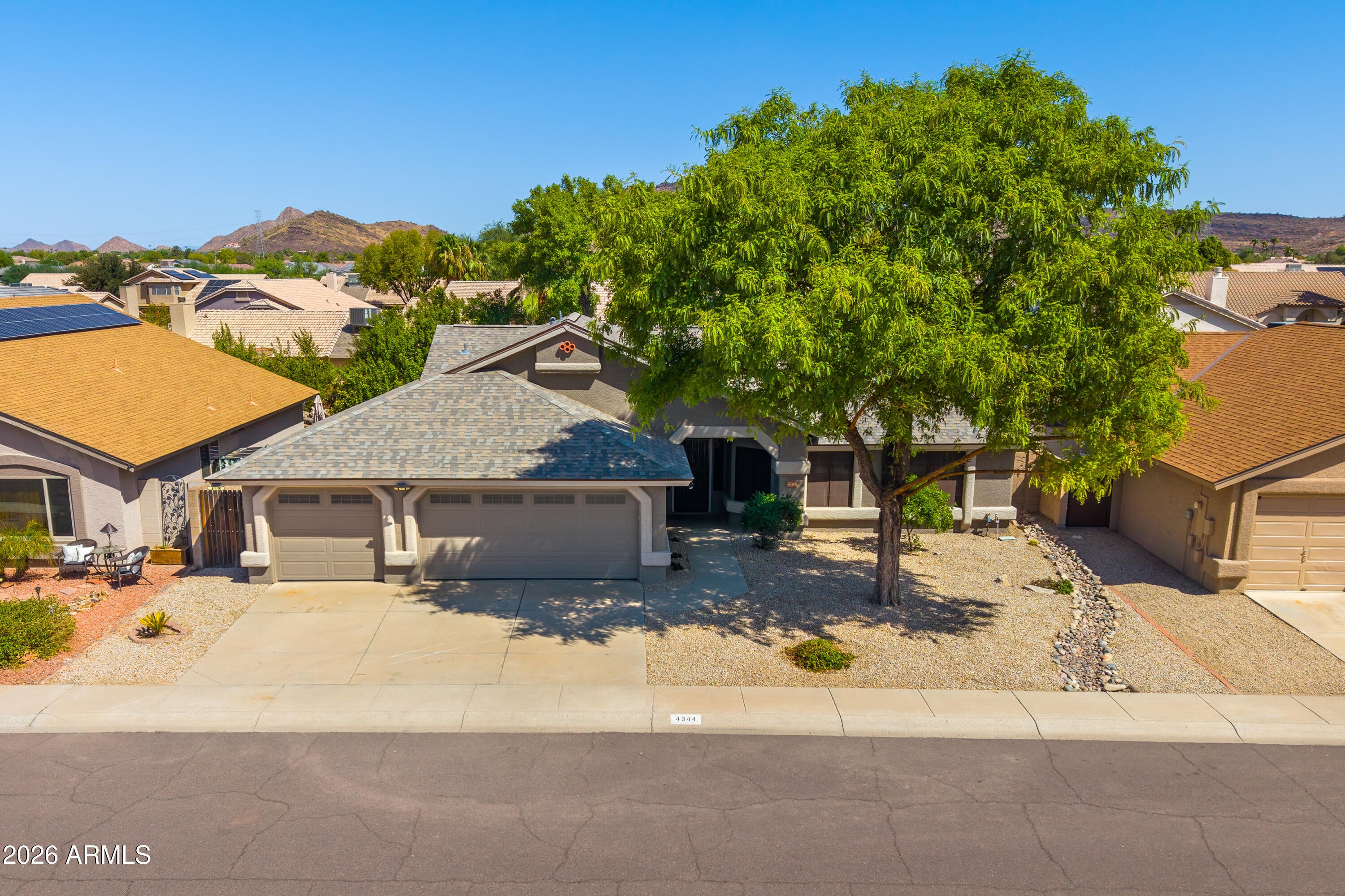 4344 W MARIPOSA GRANDE --