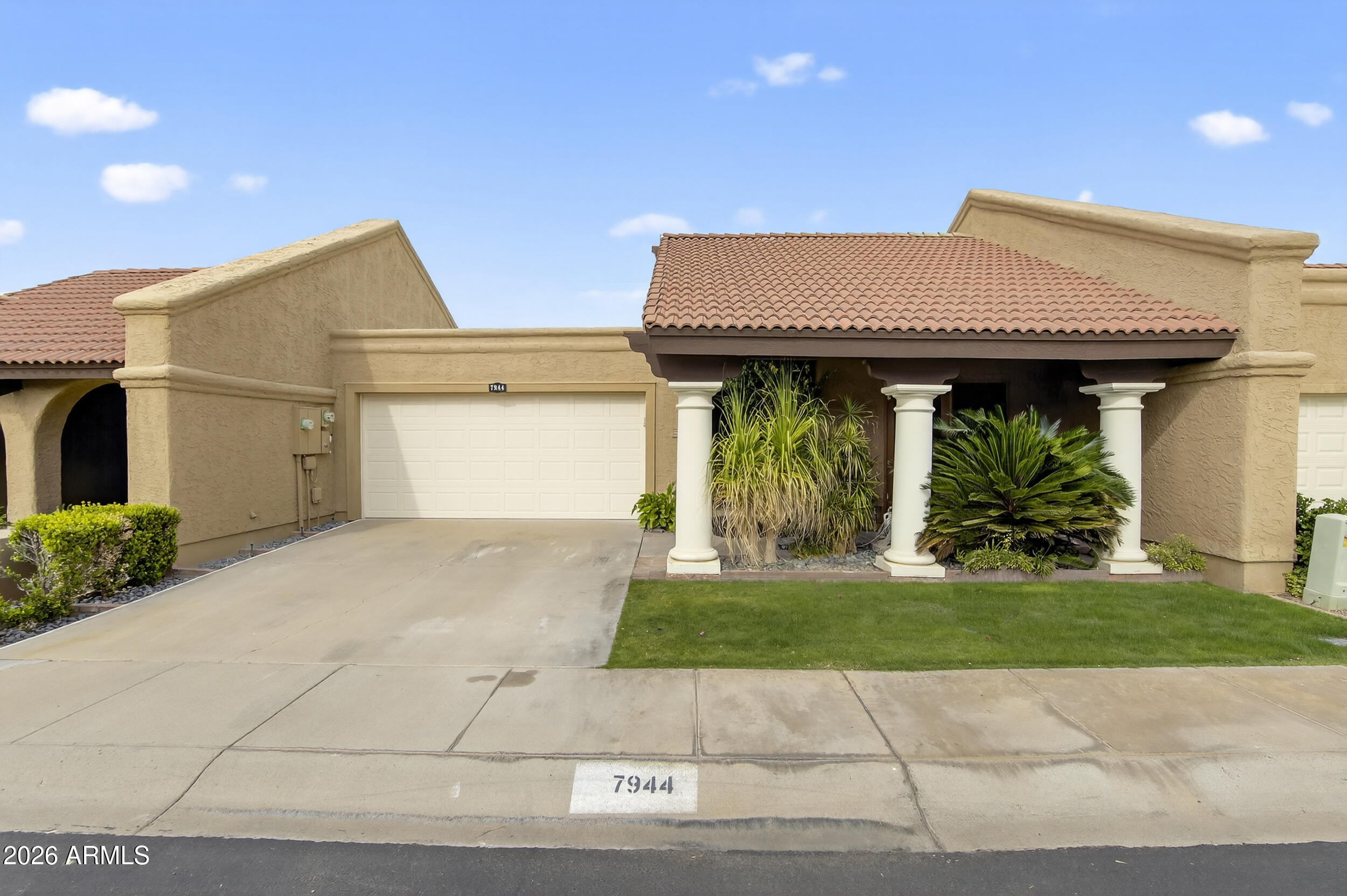 7944 E GRANADA Road