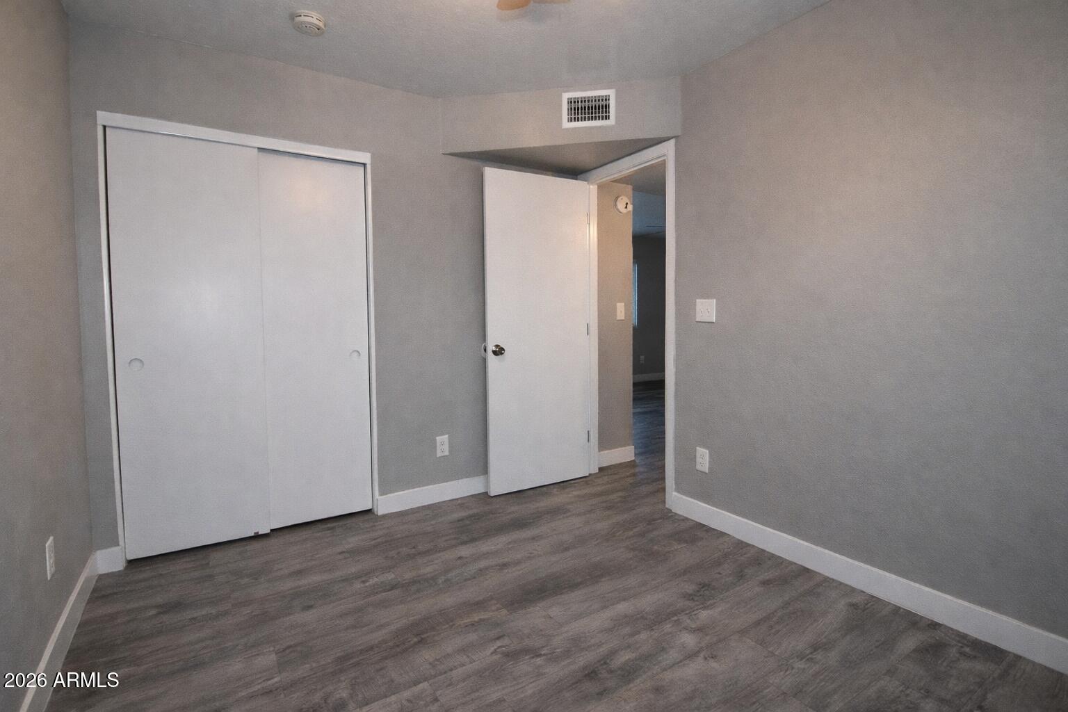 2110 W MARIPOSA Street