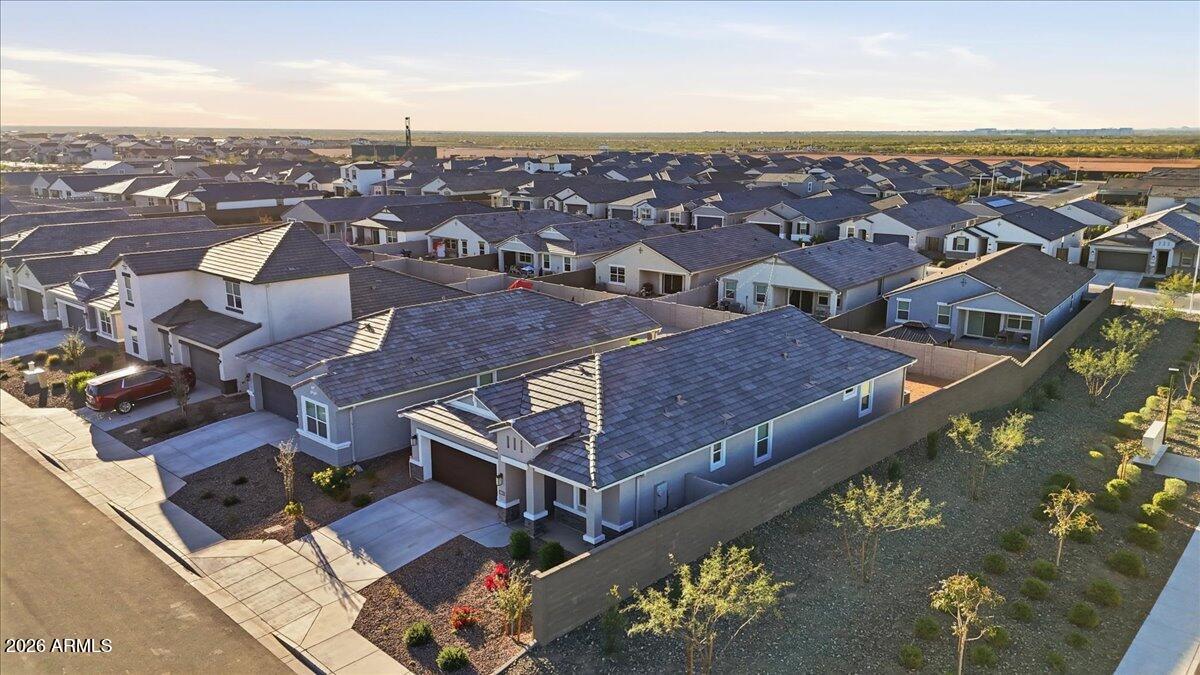 1883 W Storia Avenue